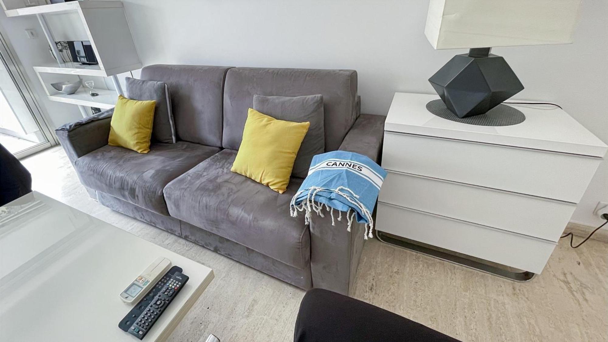 2 Modern, Terrace And Parking Apartment Cannes