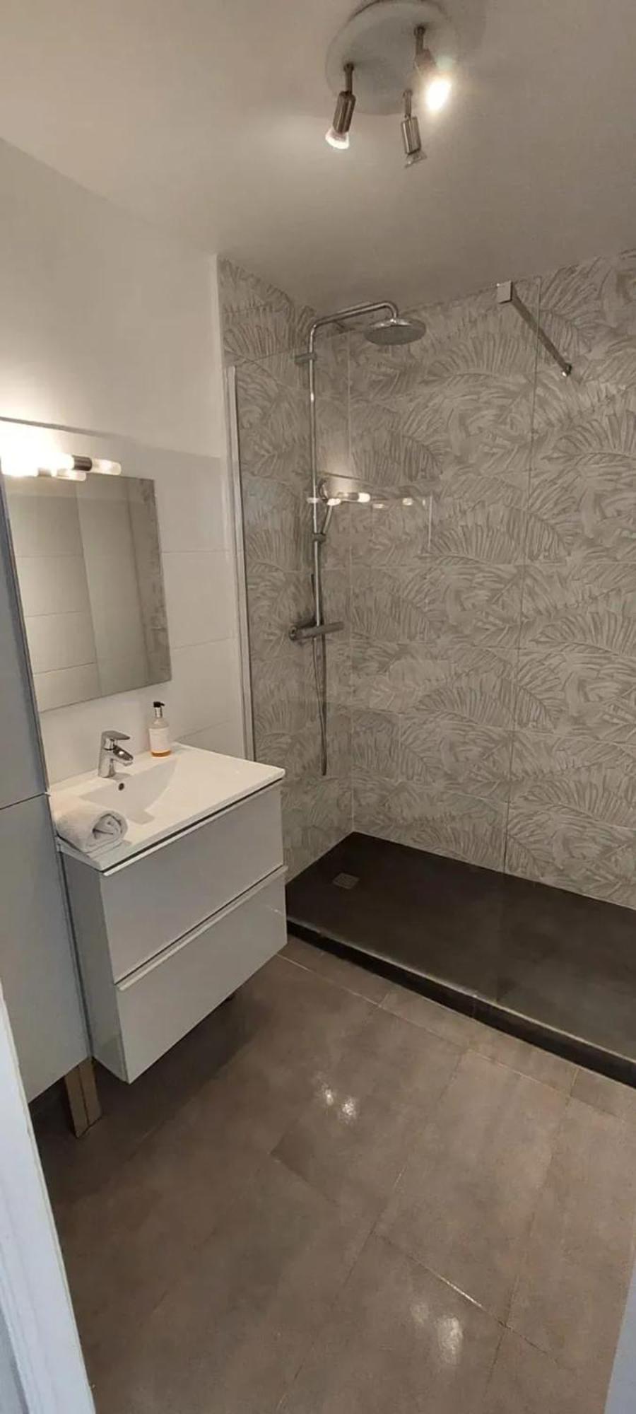 Apartment Moderne A 45 M² Proche Des Plages *