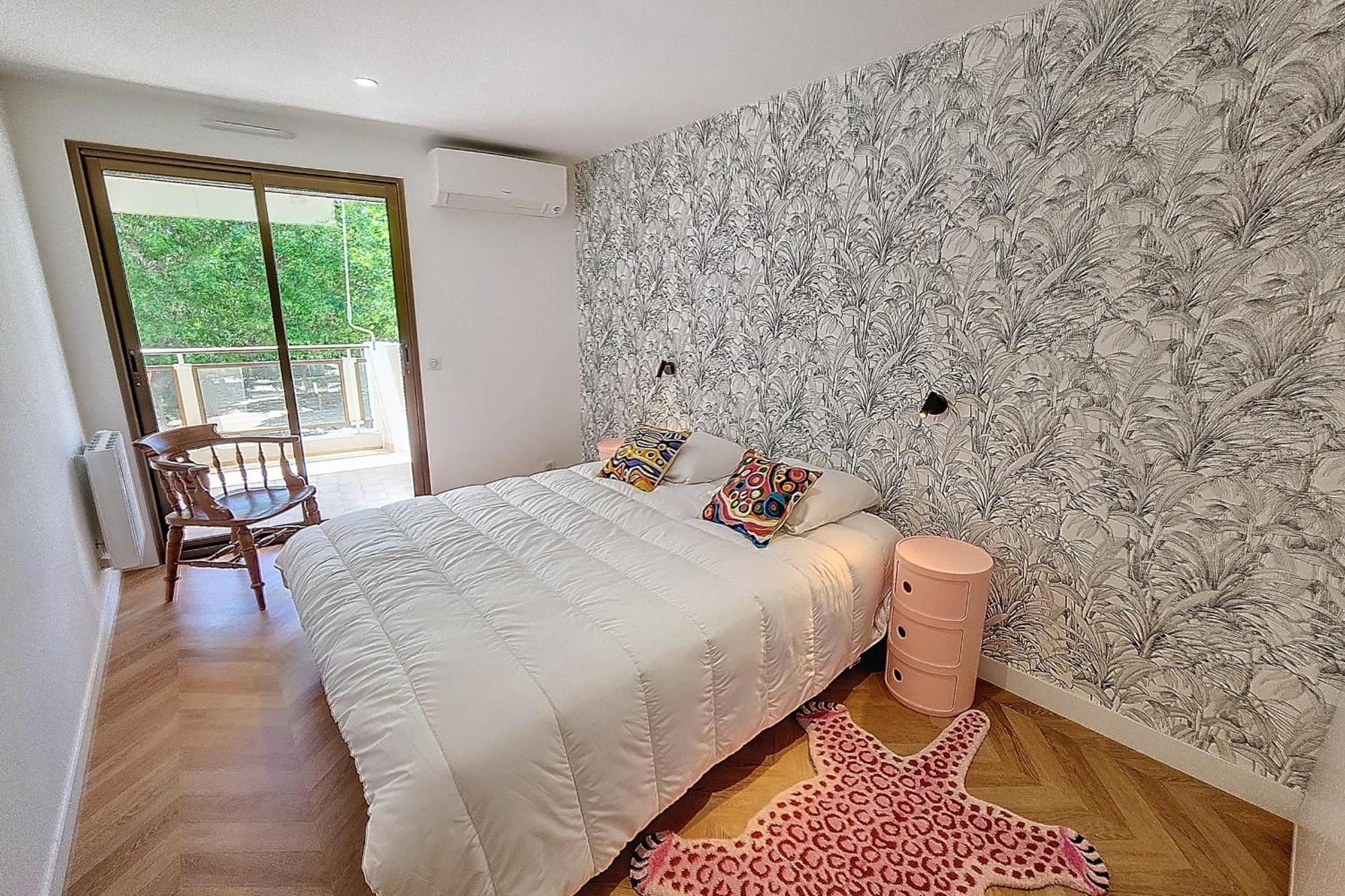 Henri Camille Real Estate- Palm -premium One Bedroom With Big Terrace *