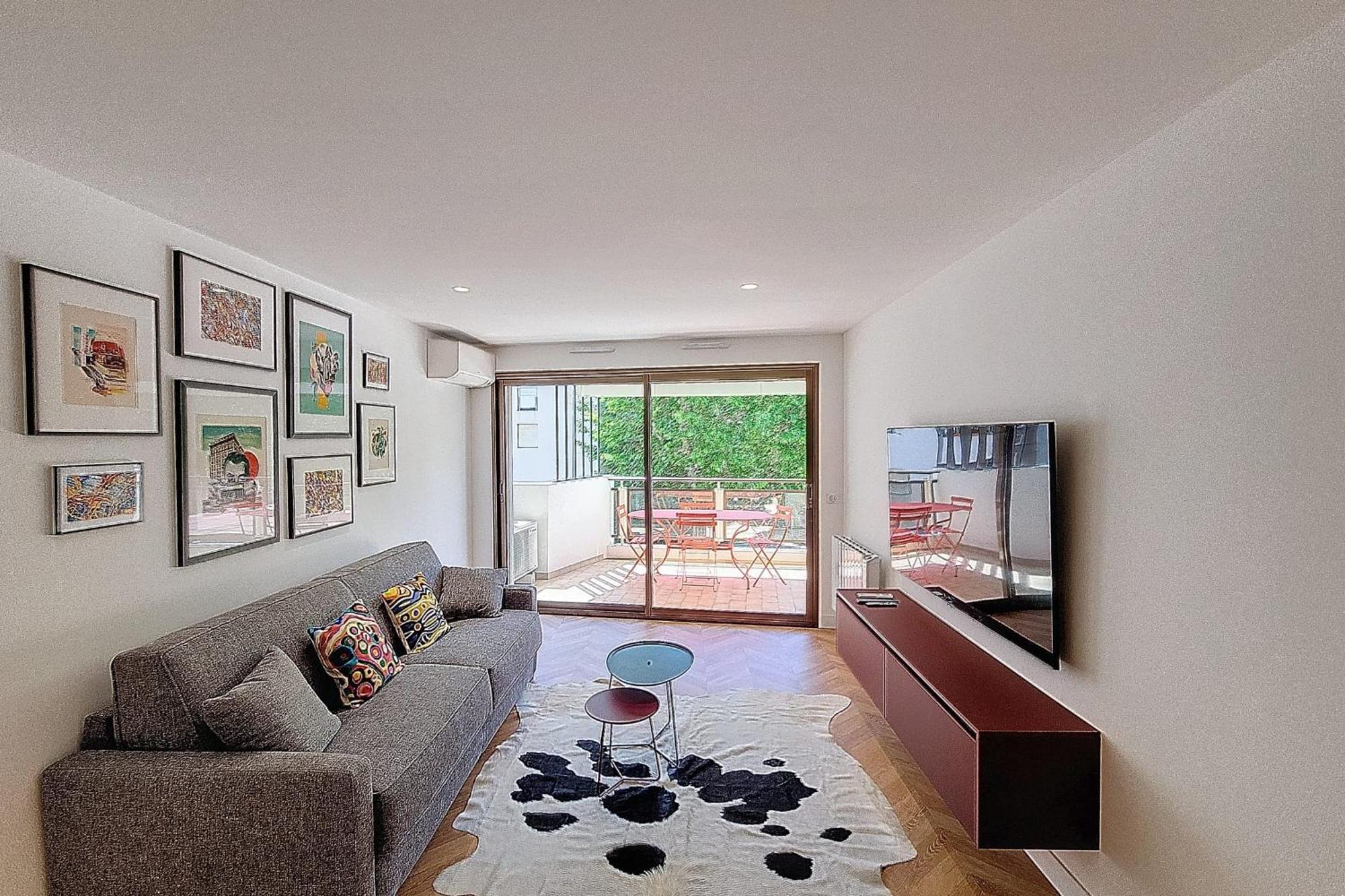 Henri Camille Real Estate- Palm -premium One Bedroom With Big Terrace *
