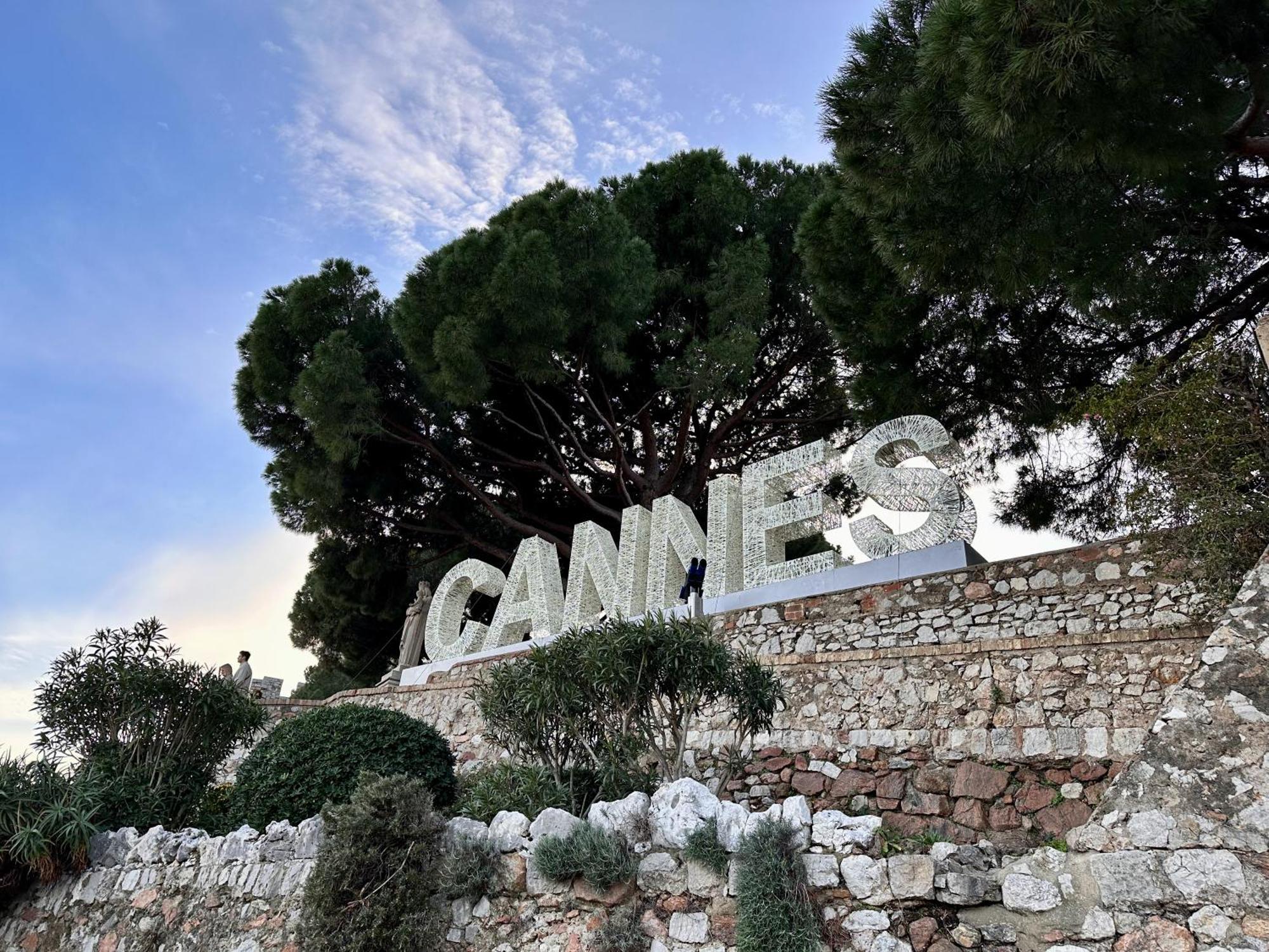 Beautiful Center Terrace Parking Cannes