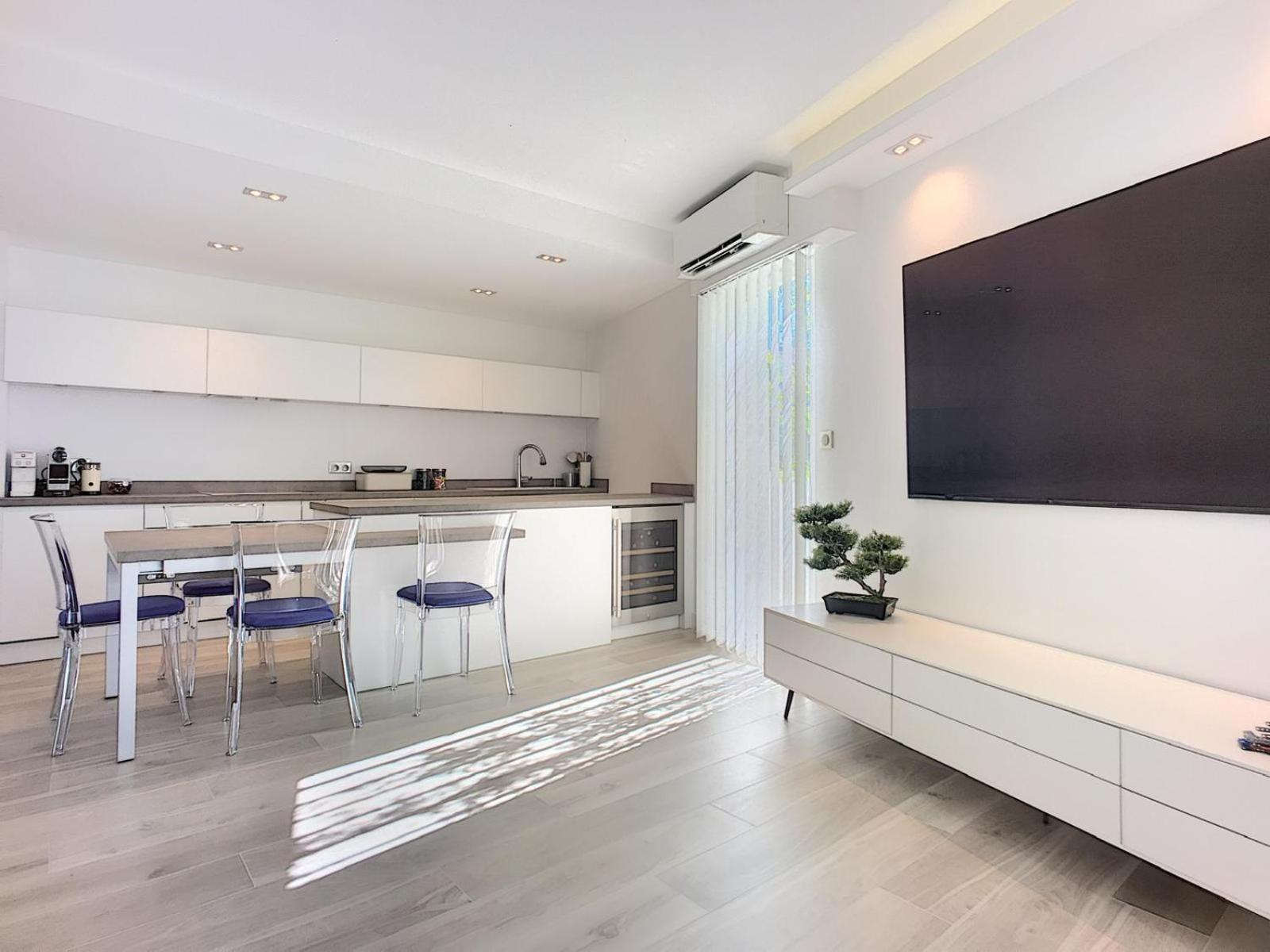 Apartment Maria Luxe Et Confort A 10 Min A Pied De La Croisette Et Du Palais