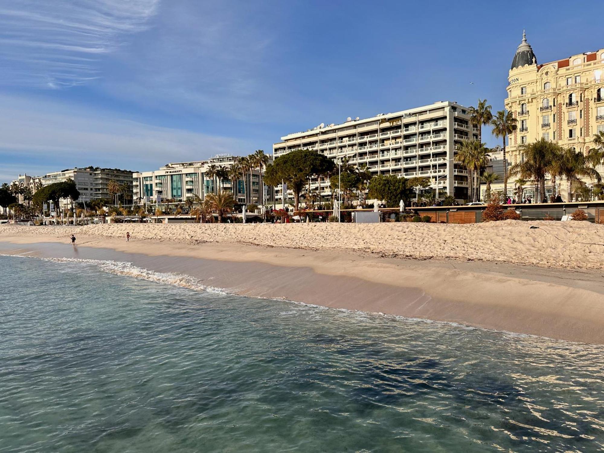 Beautiful Center Terrace Parking Cannes
