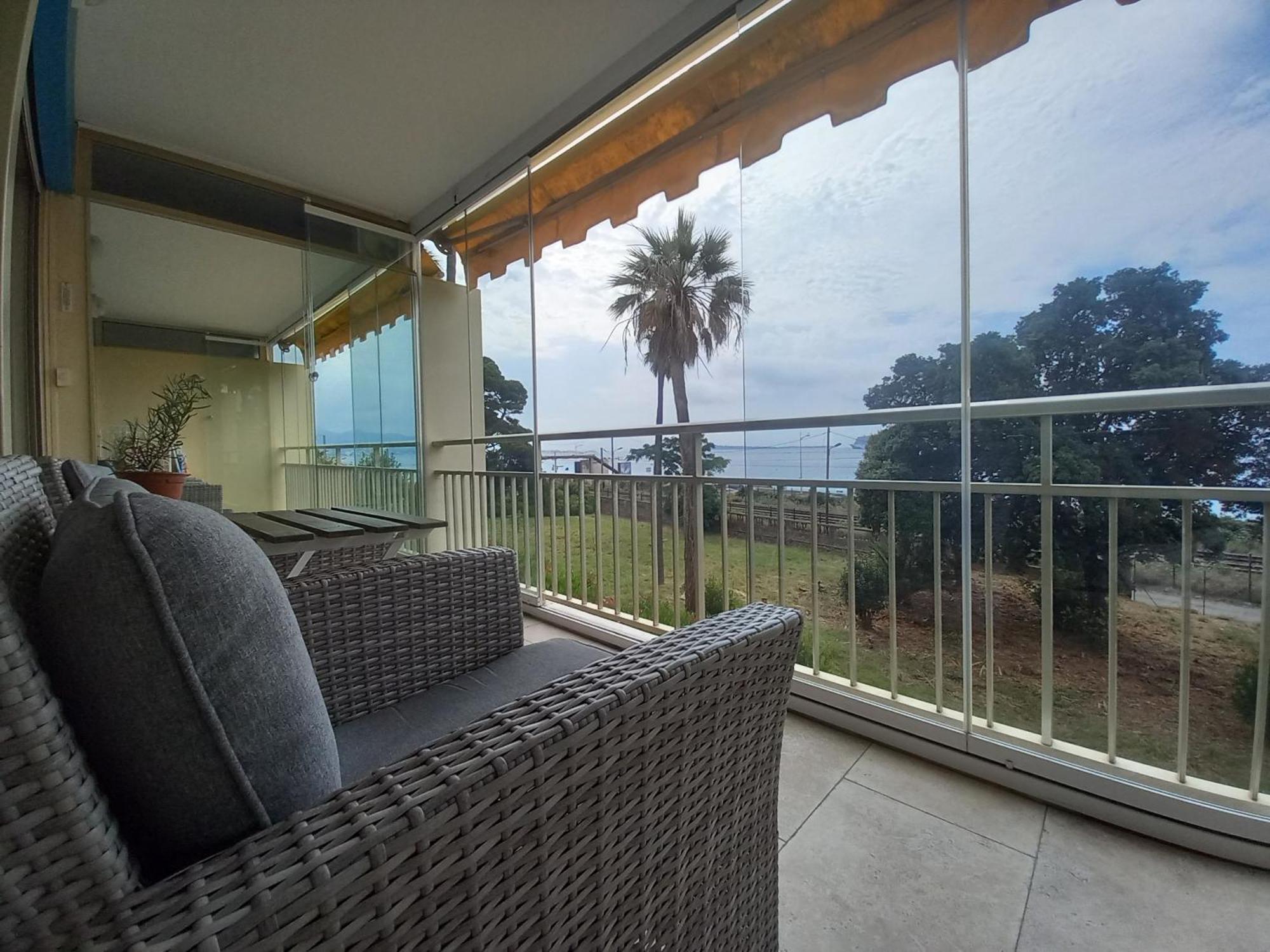 With Sea View Apartment