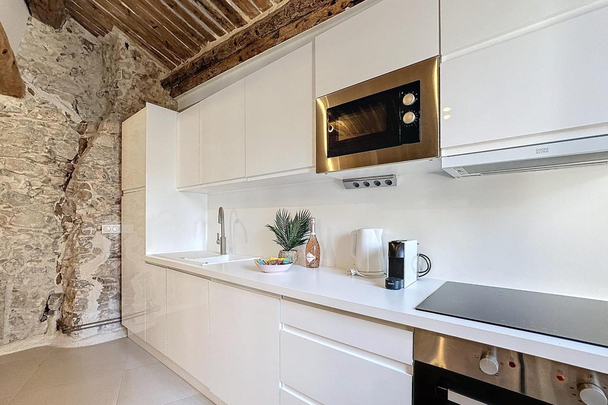 Apartment Providence - Suquet - Atypical In The Heart Of Le Suquet Cannes