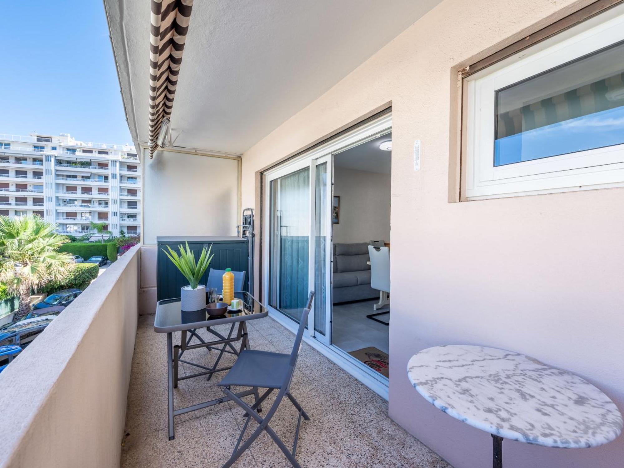 Apartment Le Copacabana By Interhome