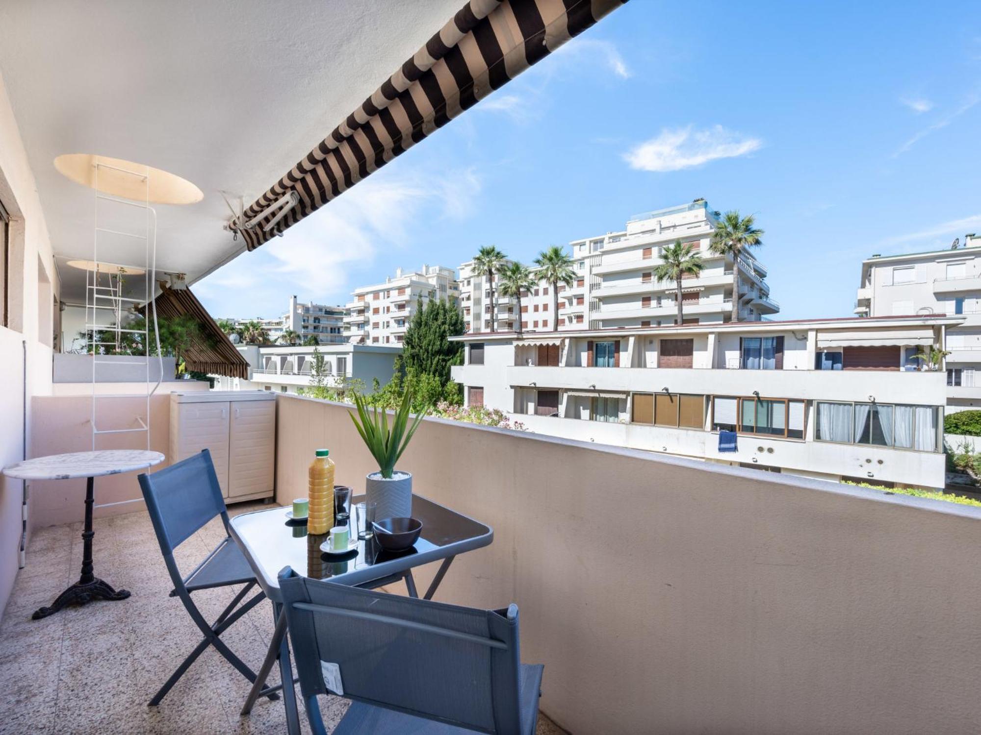 Apartment Le Copacabana By Interhome