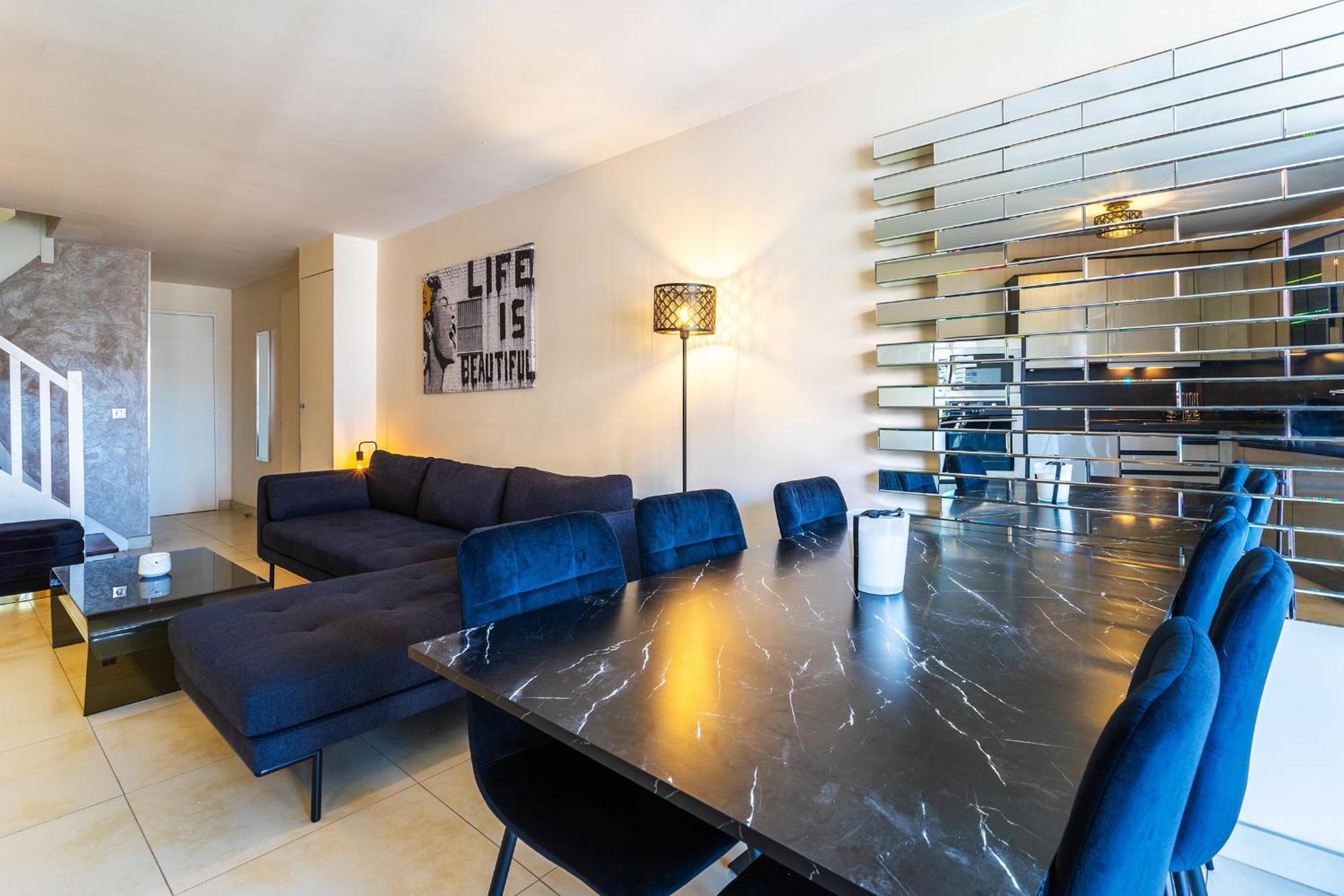 Apartment Suquet Du Midi Mar323 4p Cannes