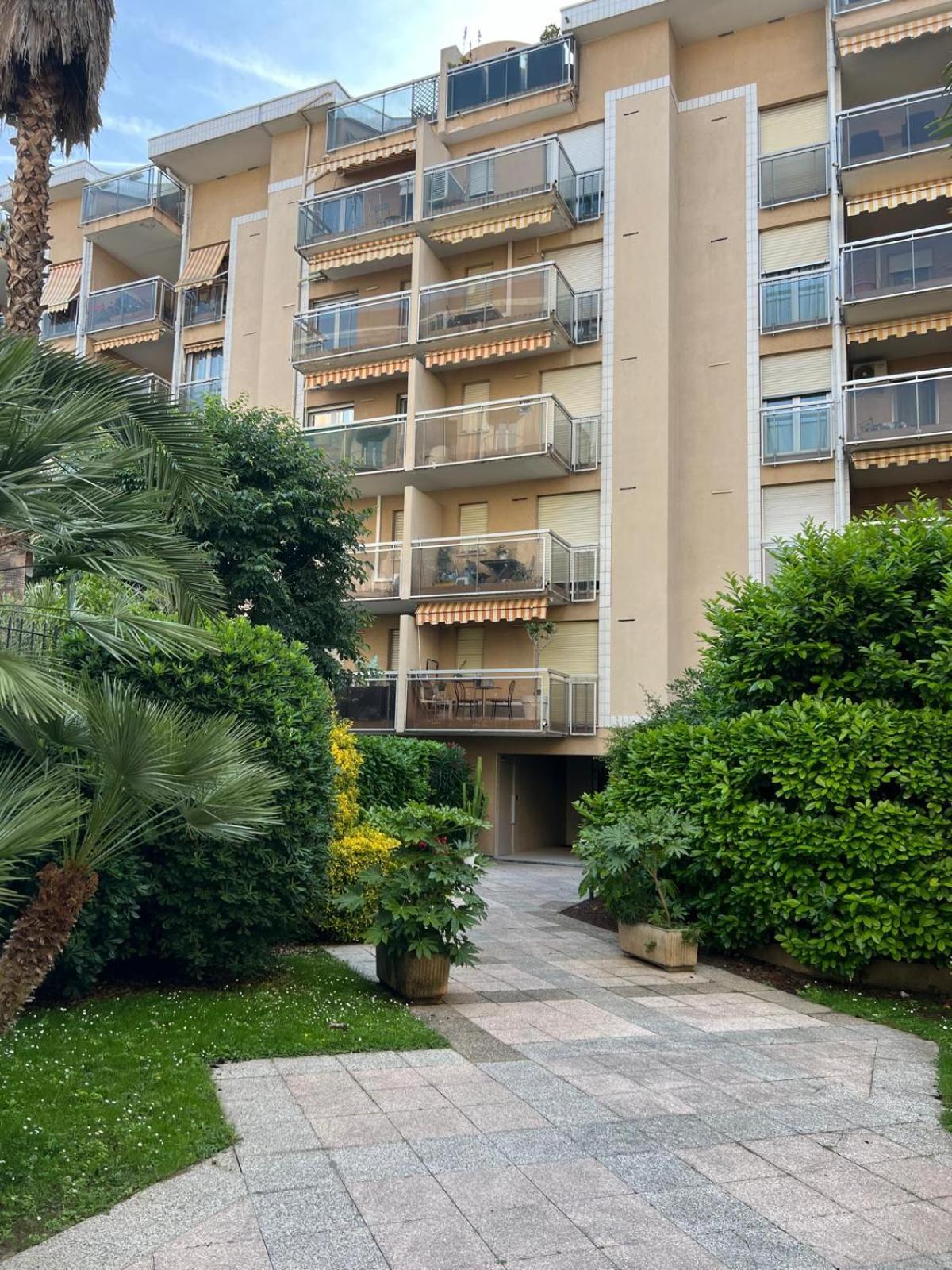 Paradis Apartment