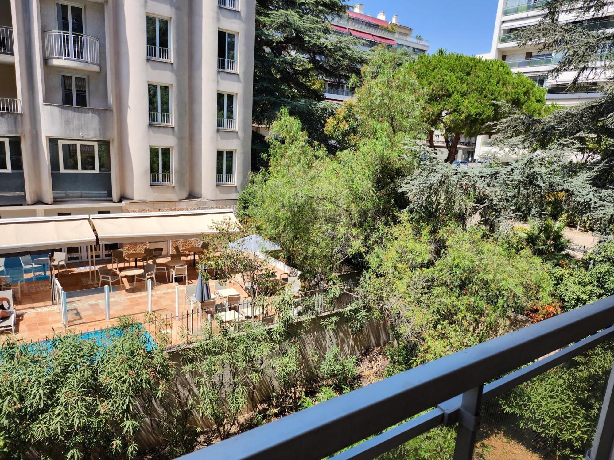 Paradis * Cannes