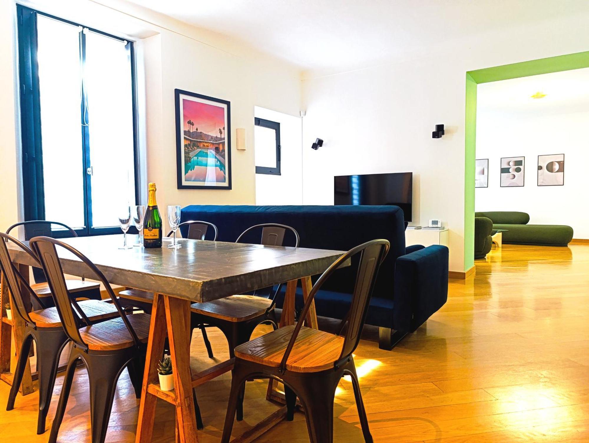 Apartment Design 100sqm Close To Palais And Restaurants *