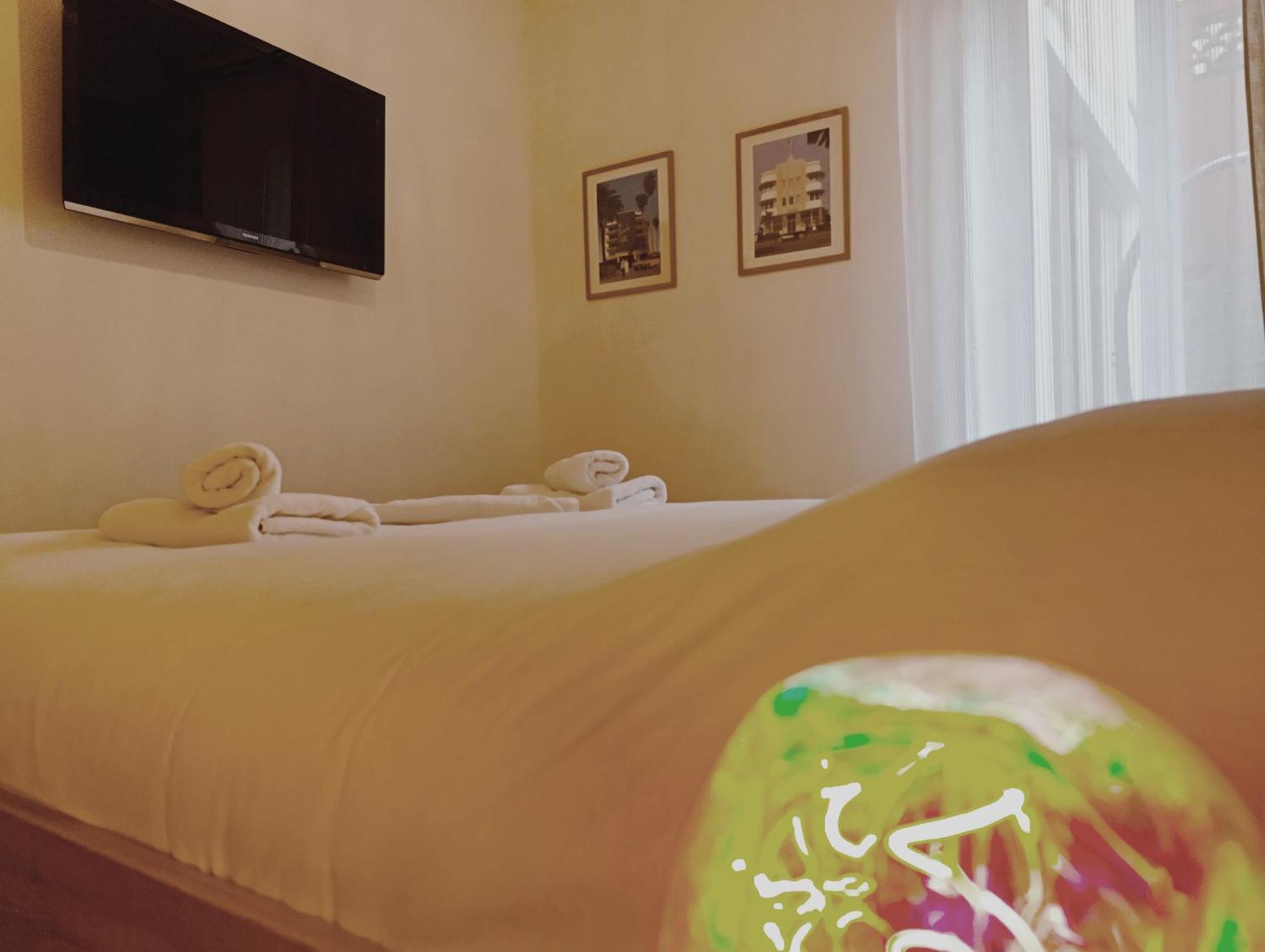 Apartment Design 100sqm Close To Palais And Restaurants