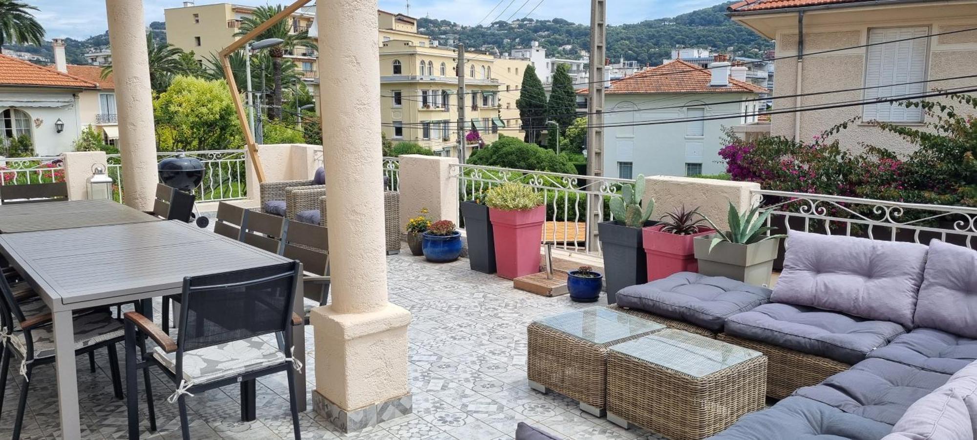 Villa Superbe Maison 6 Ch, 4 Sdb, Terrasses Et Billard