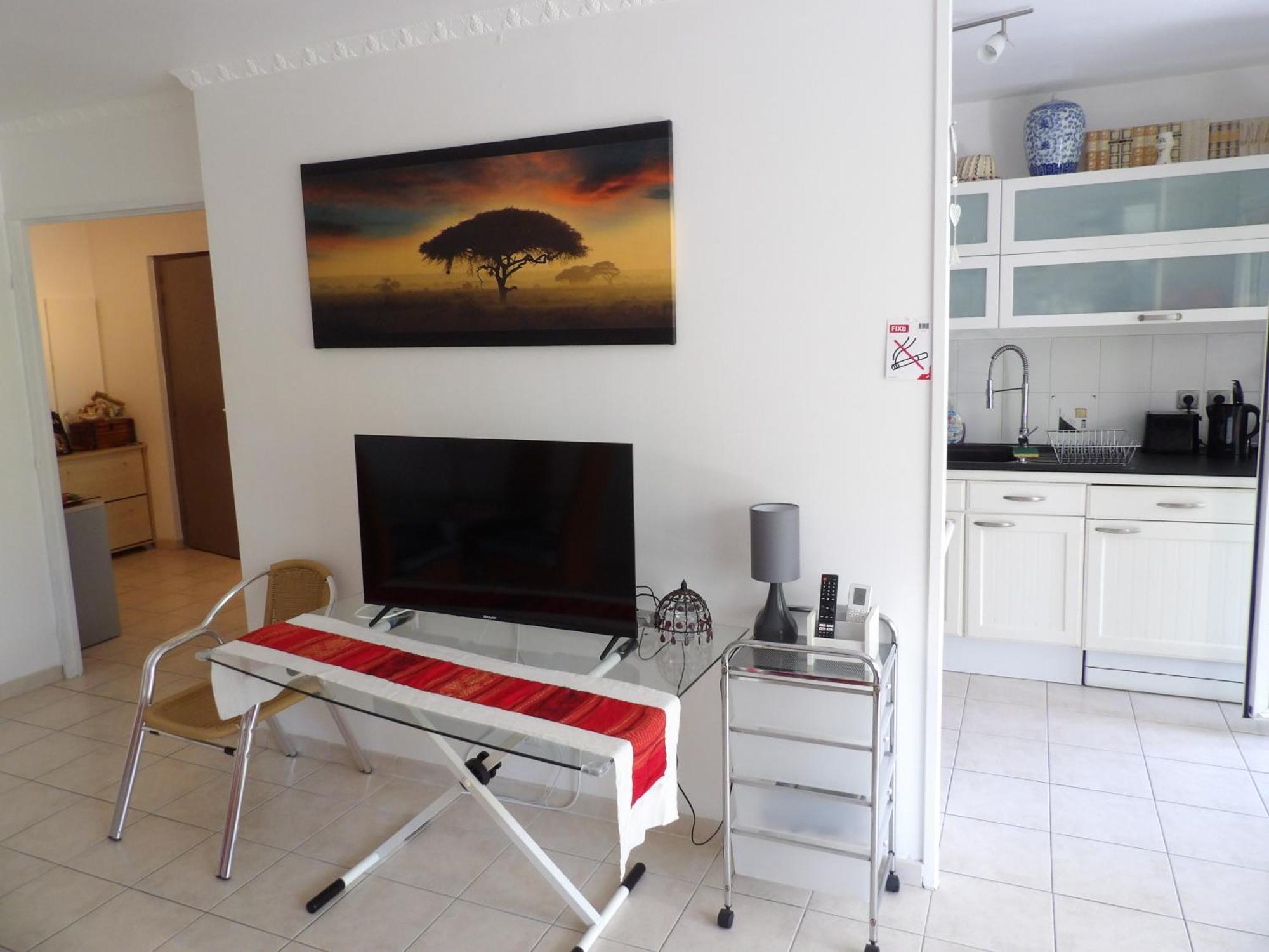 Apartment 3p, Cannes, Domaine Securise, Piscine, Tennis, Golf, 3 Etoiles