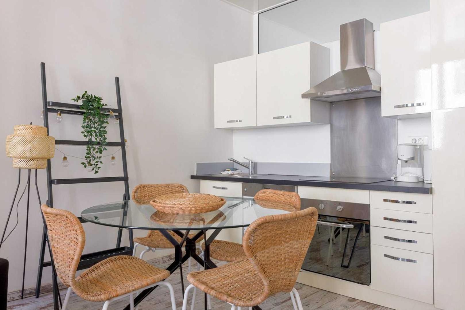 Elegant 2 - Bedroom Flat In