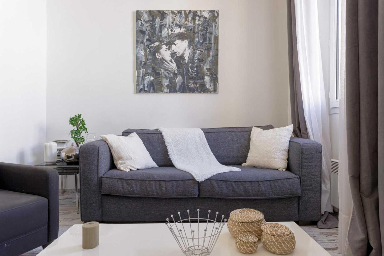 Elegant 2 - Bedroom Flat In