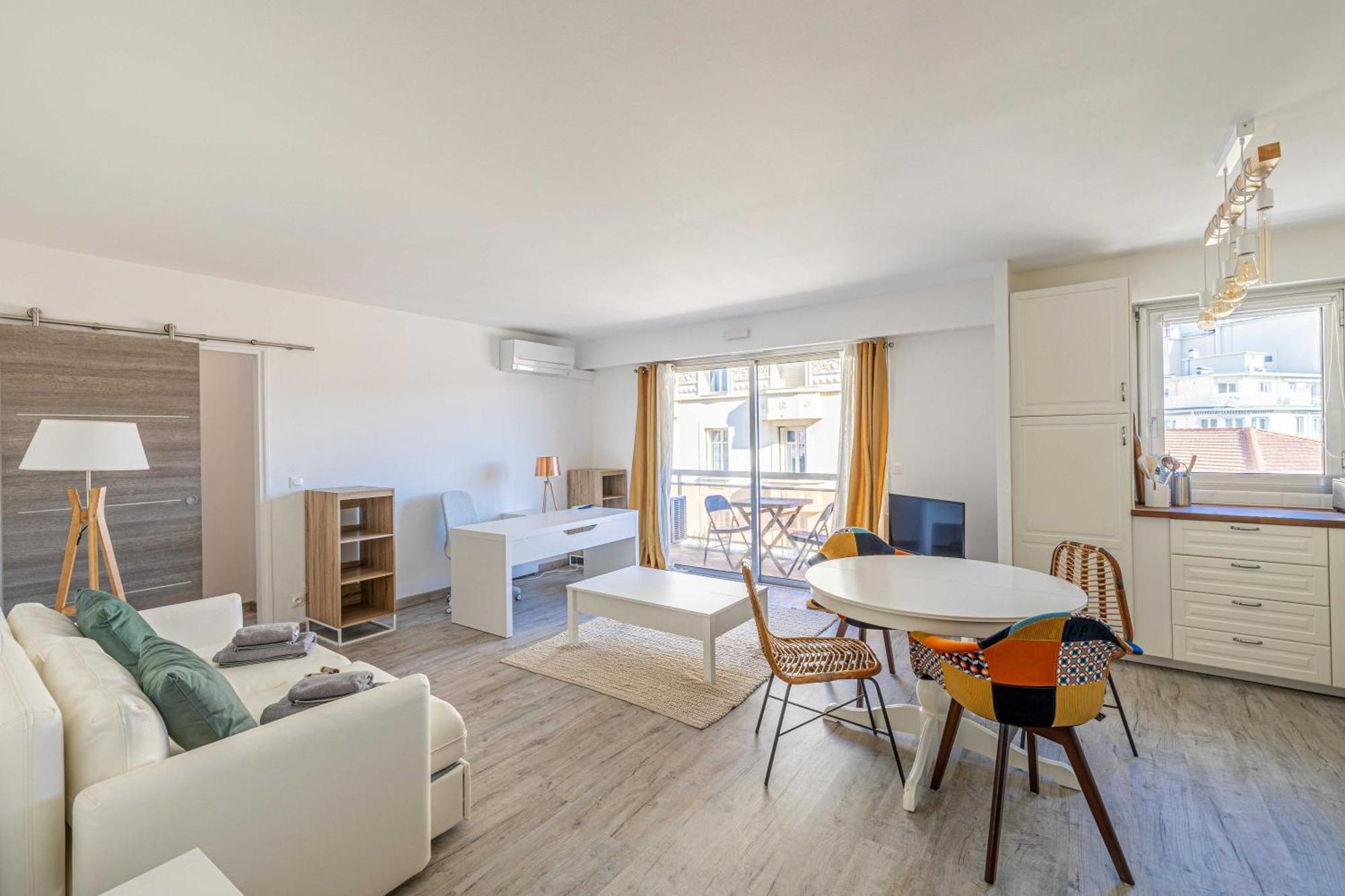 Apartment Exceptional Spacious One Bedroom Flat In Cannes