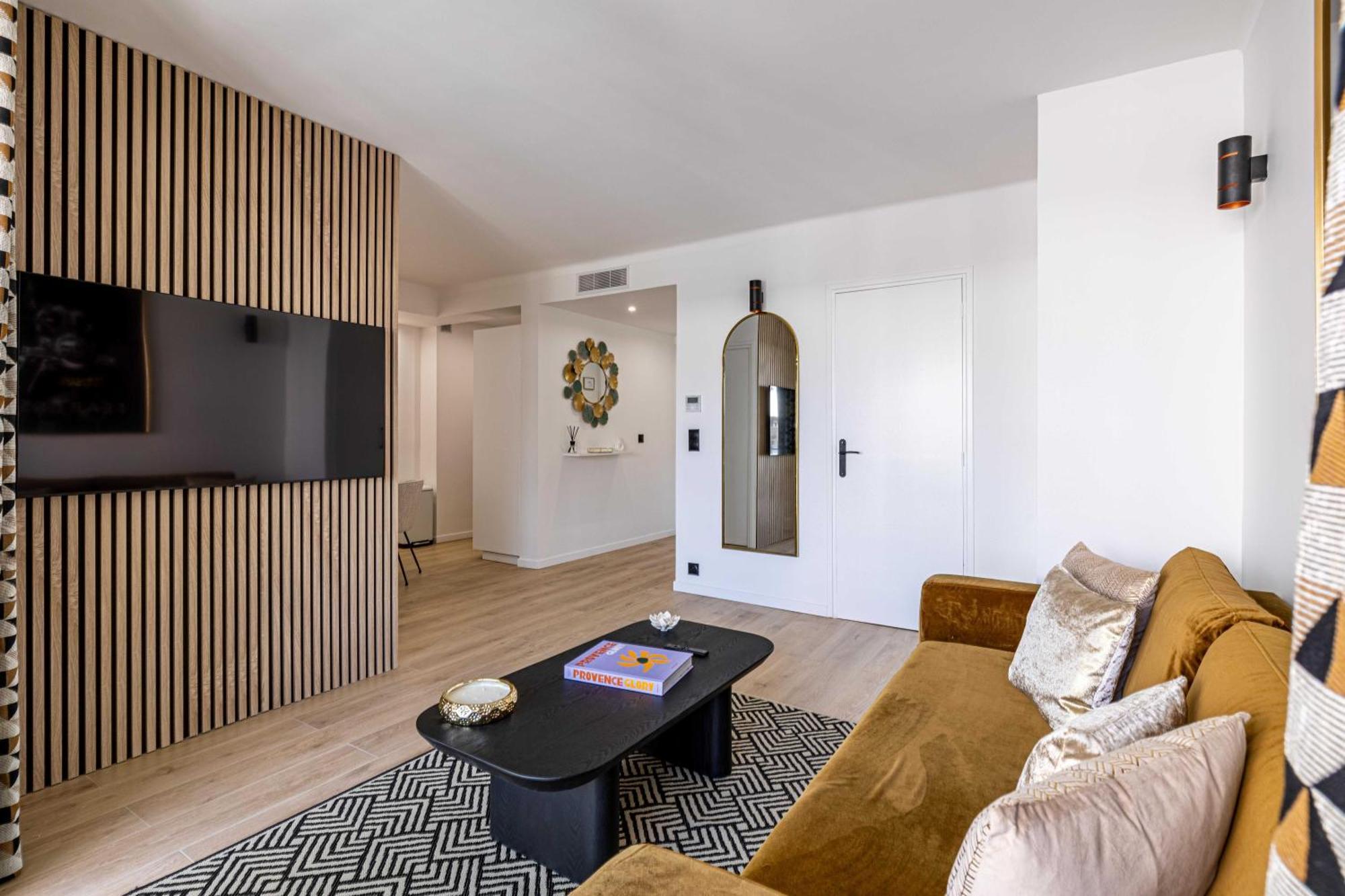 Apartment Harmony With Private Terrace - Near Croisette