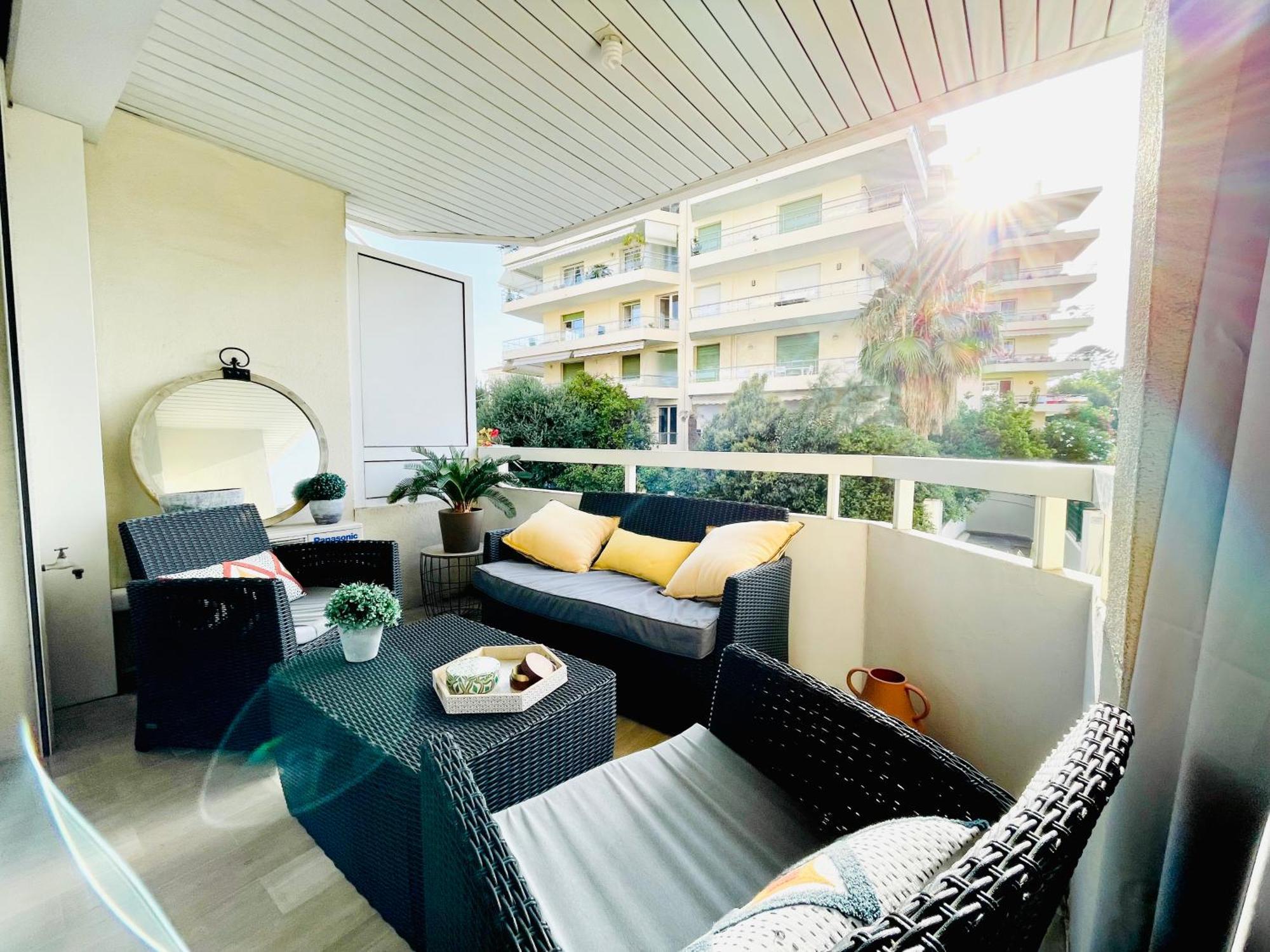 2 Pieces A Apartment Cannes