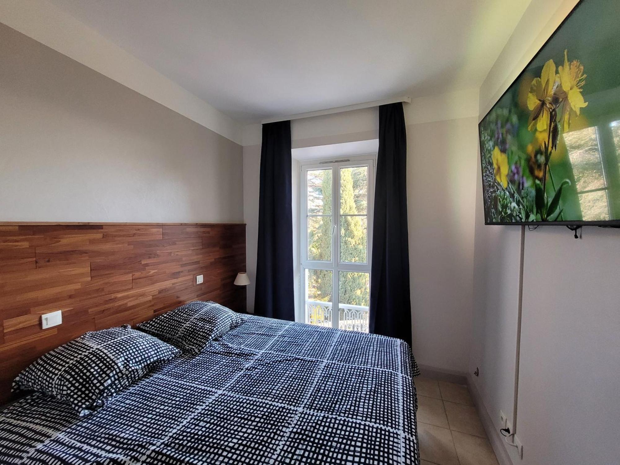 3p Dans Maison Bourgeoise - 6 Personnes - Vue - Parking Apartment Cannes