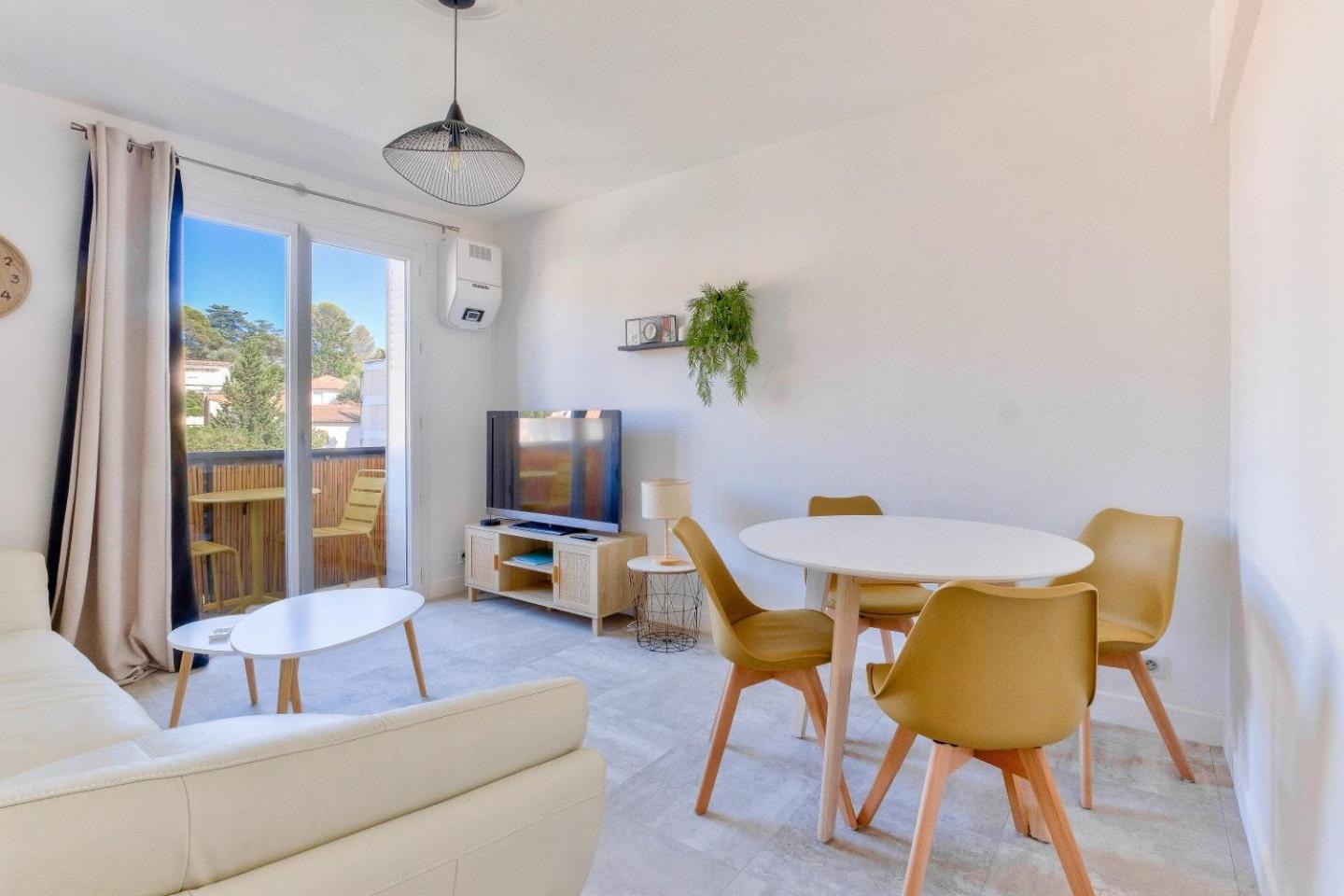 Cosy 1 Bedroom Flat With Balcony Near La Croisette * Cannes