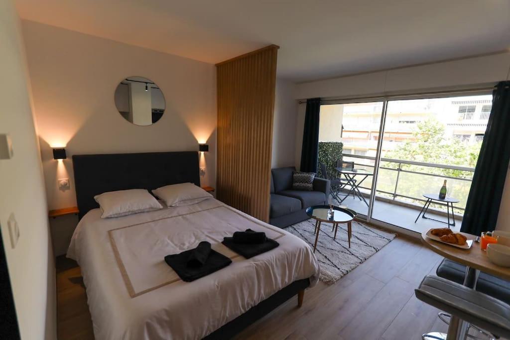 Cosy Appartement, Centre-ville Cannes, Terrasse, Clim * Cannes