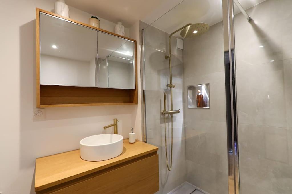 Cosy Appartement, Centre-ville Cannes, Terrasse, Clim Apartment *