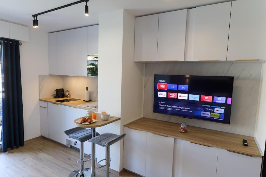 Cosy Appartement, Centre-ville Cannes, Terrasse, Clim Appartement *