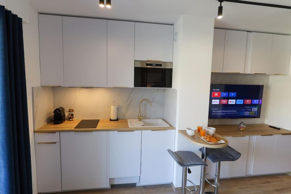 Apartment Cosy Appartement, Centre-ville Cannes, Terrasse, Clim