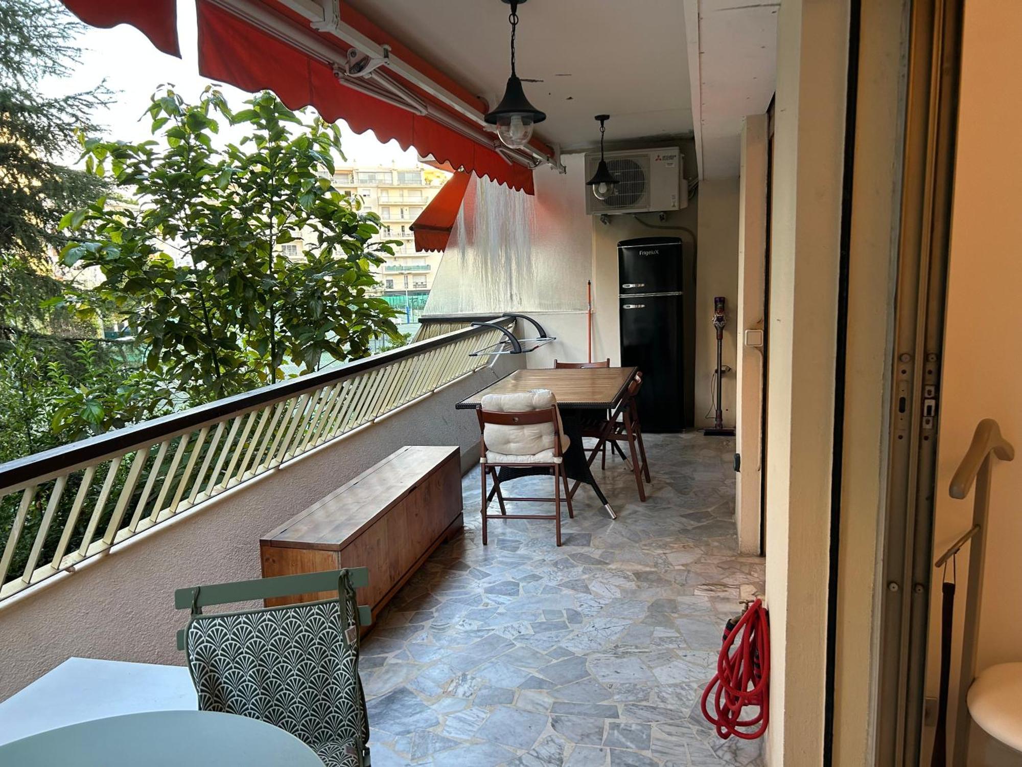 Apartment T2 Bord De