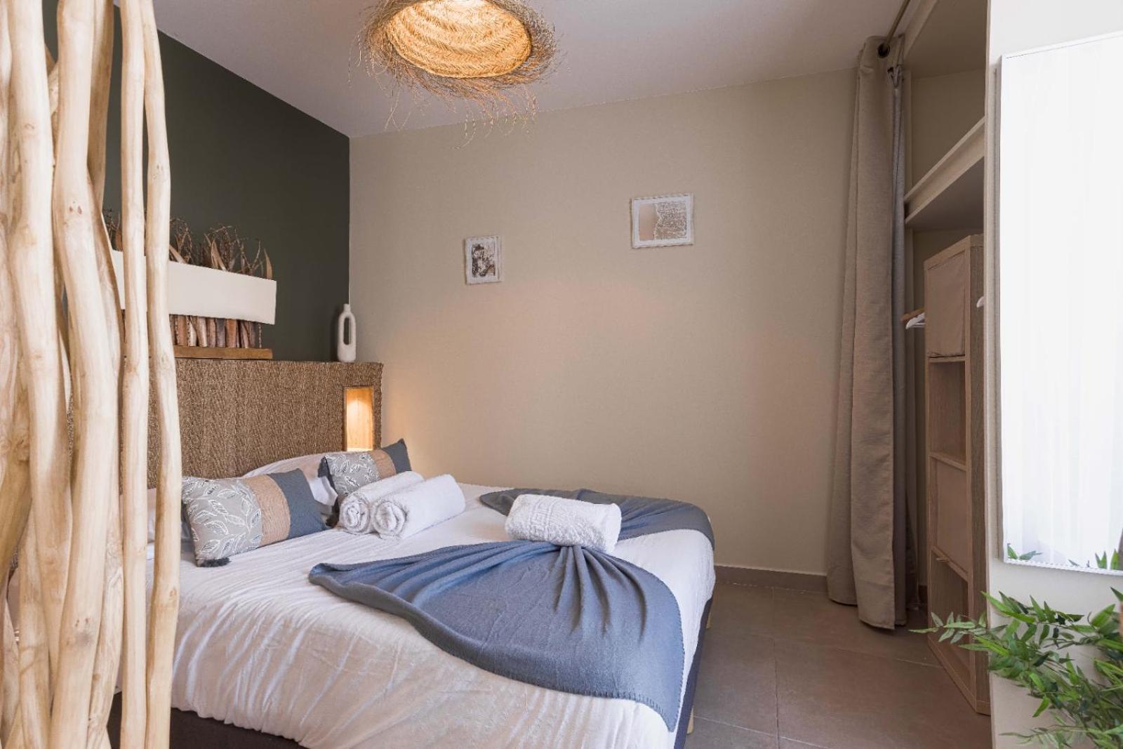 Appartement Kamea - Palais & Plage, Clim, Vieux Suquet, Port *