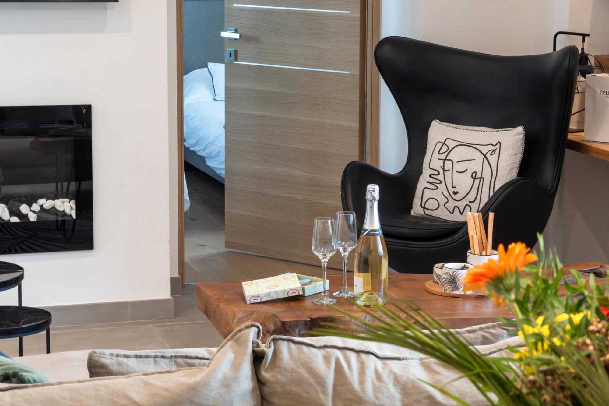 Cozy 2-br 1 Min From The Beaches *