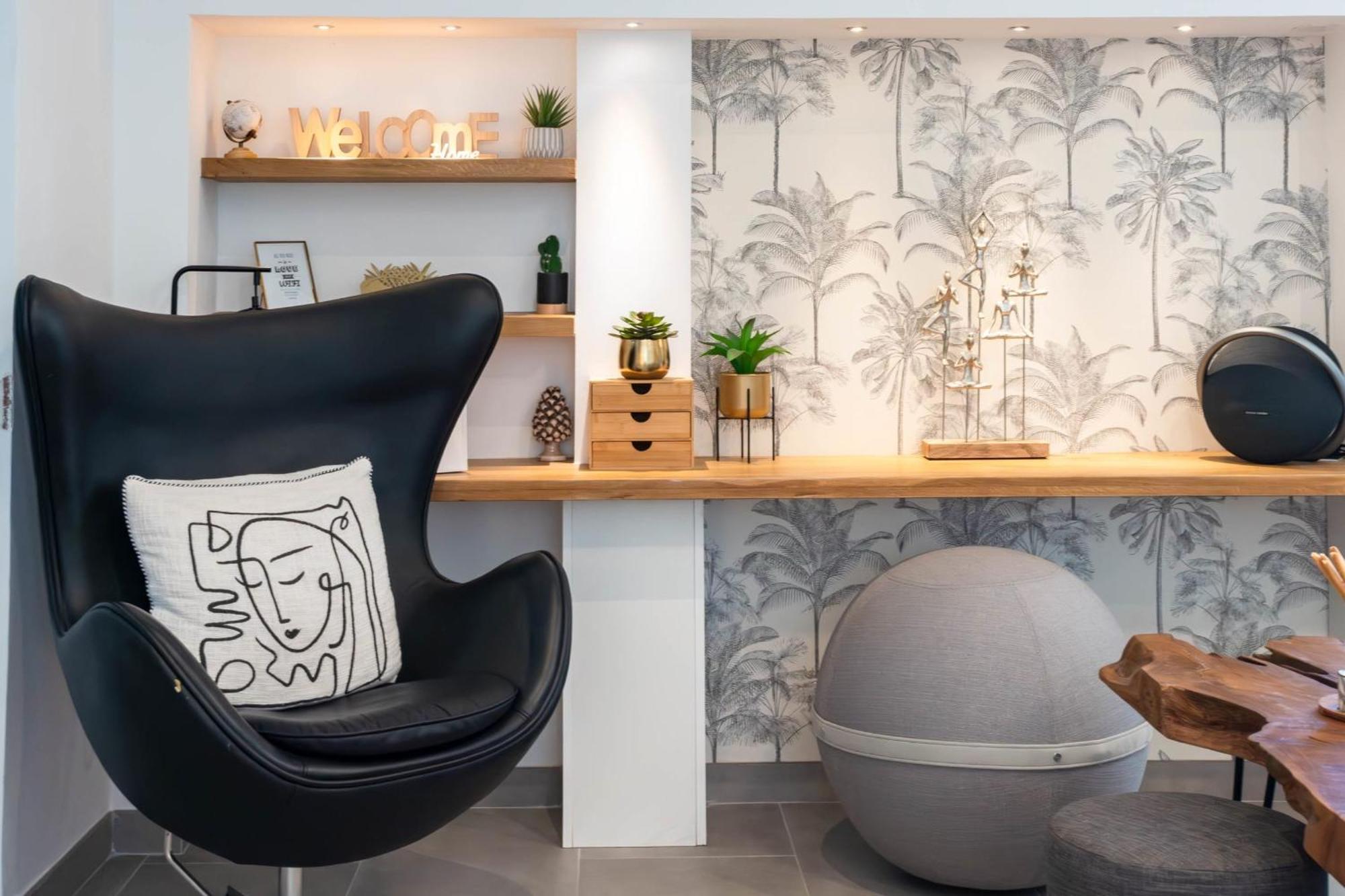 Cozy 2-br 1 Min From The Beaches * Cannes