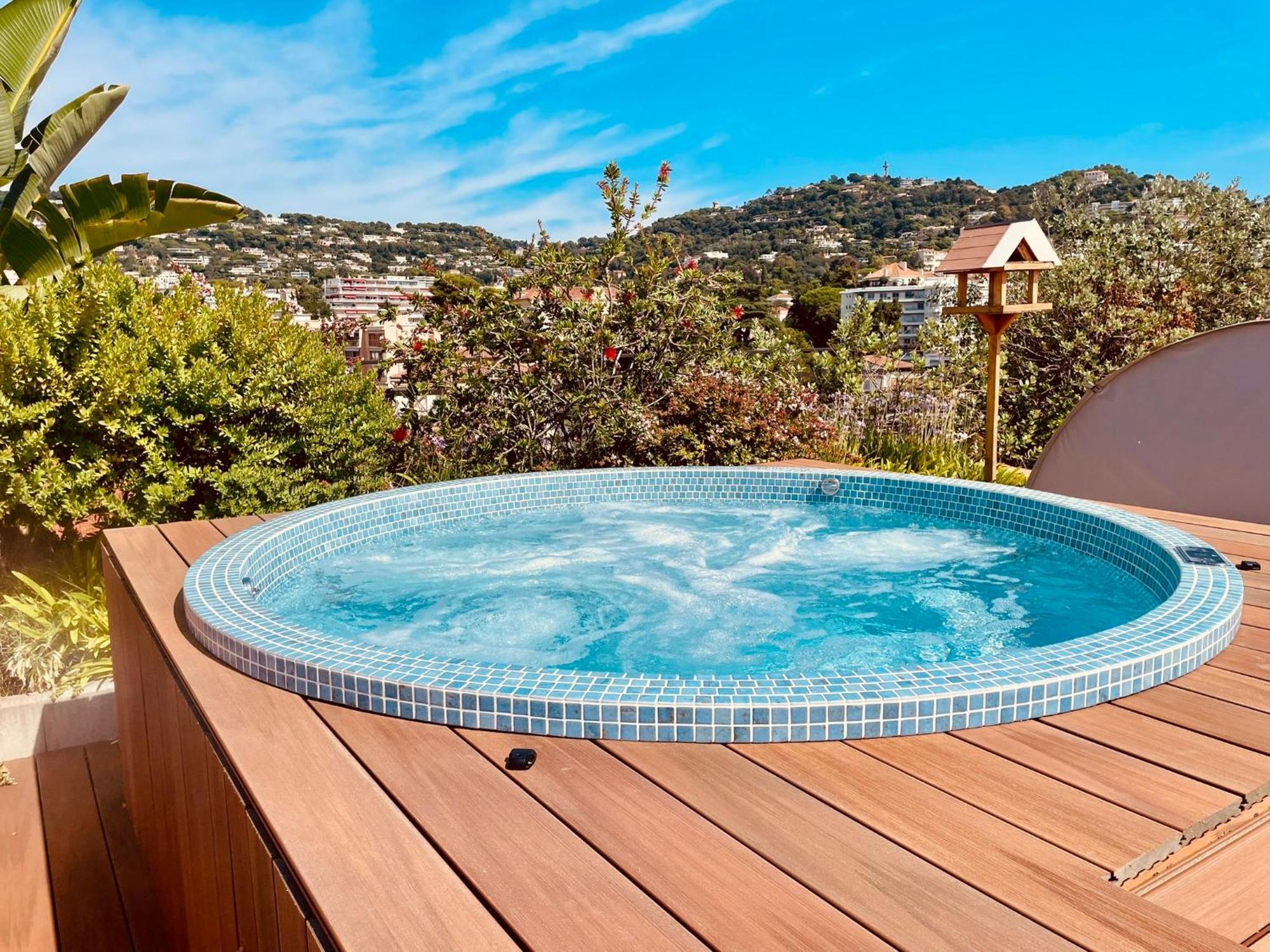Western Premier Le Patio Des Artistes Wellness Jacuzzi 4* Cannes