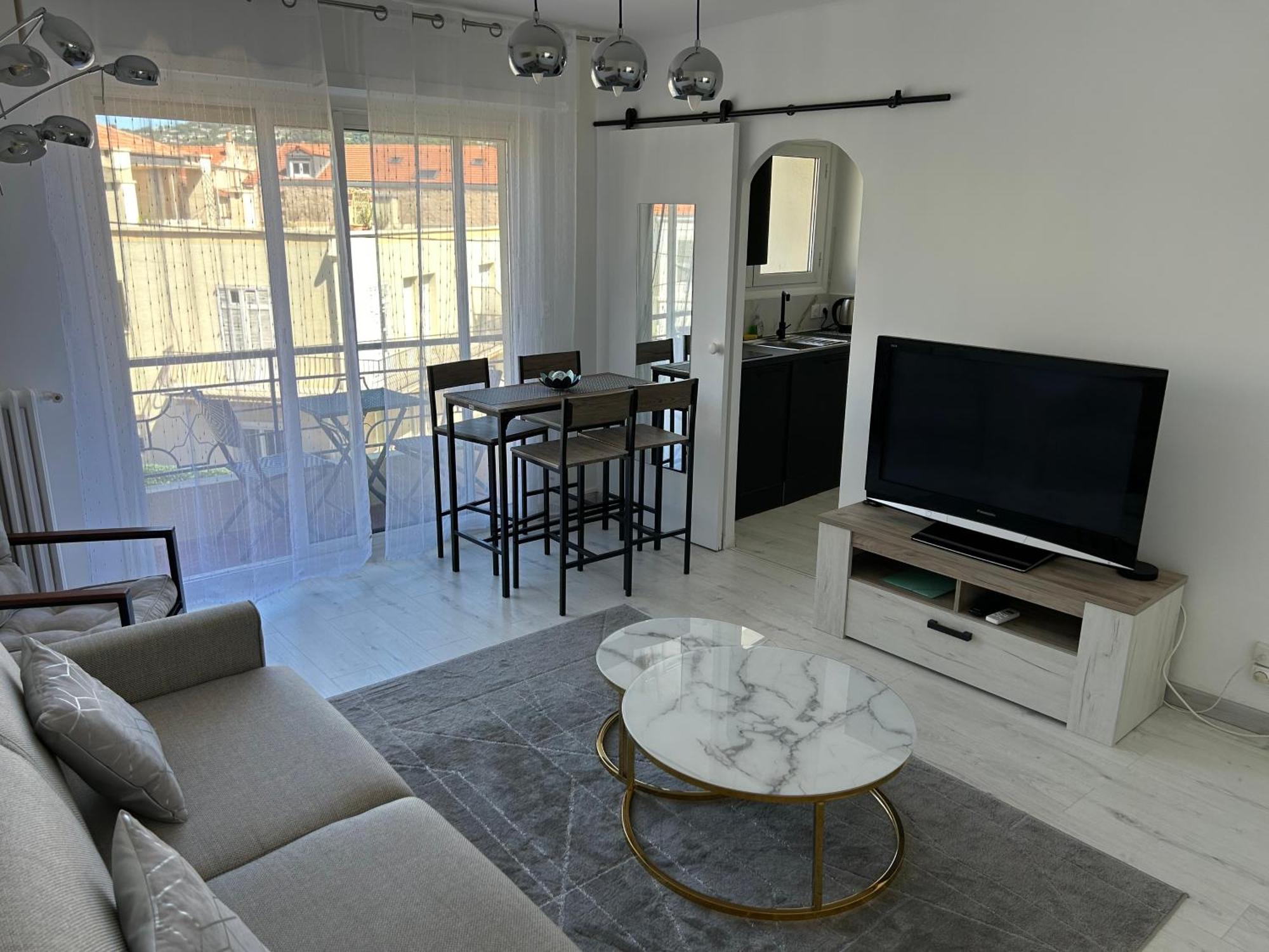 Marble Elegancy In Center Appartement Cannes
