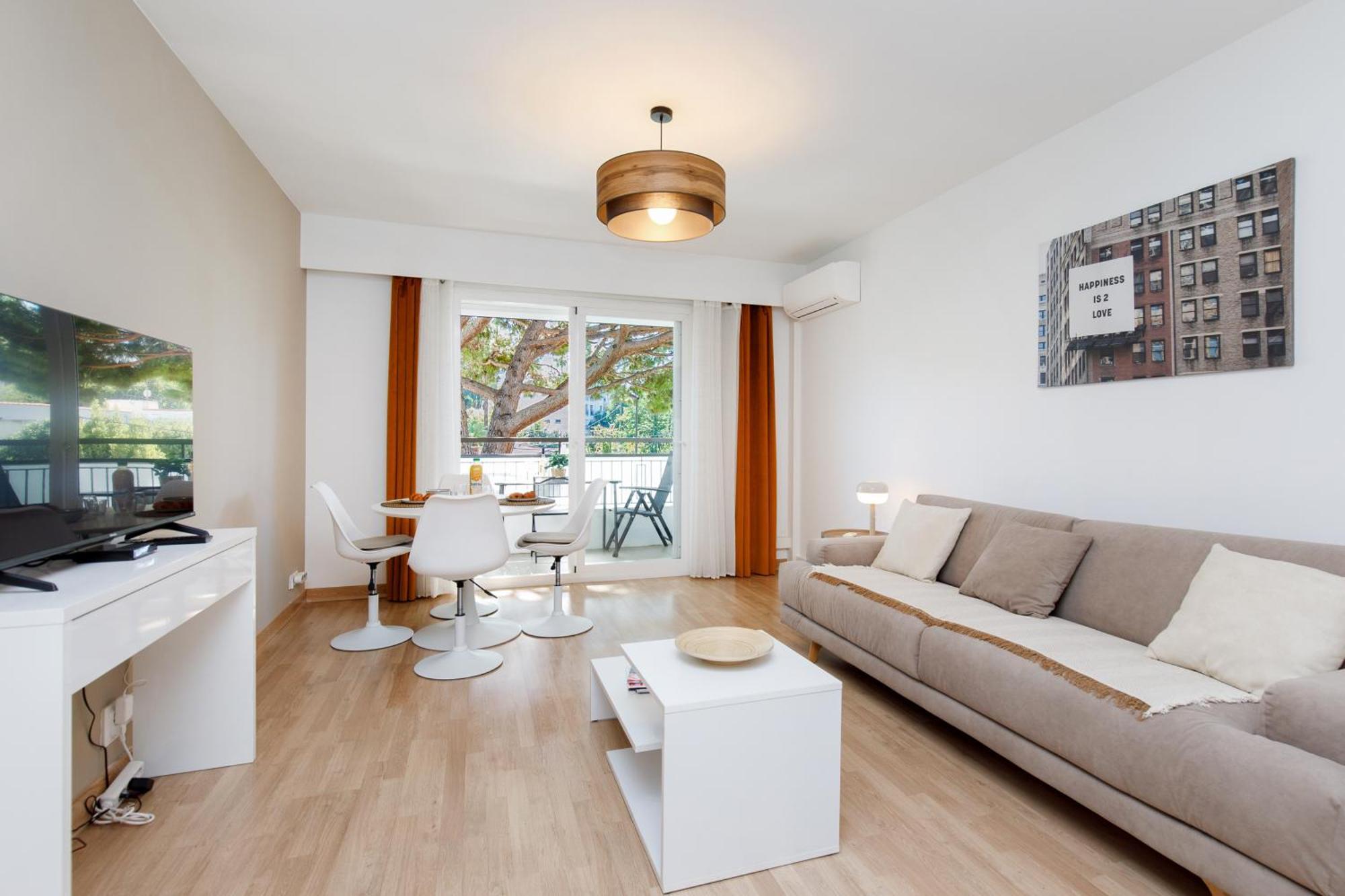Appartement Tres Spacieux Et Design Le Bella Climatise Cannes