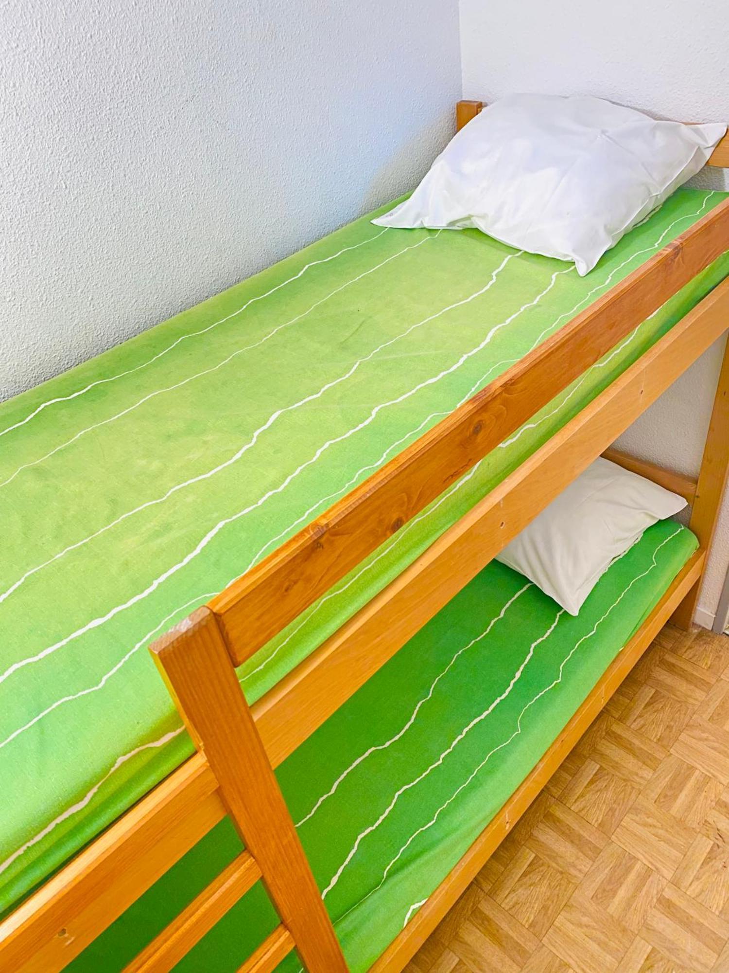 F3 A Livia Pierre Et Apartment