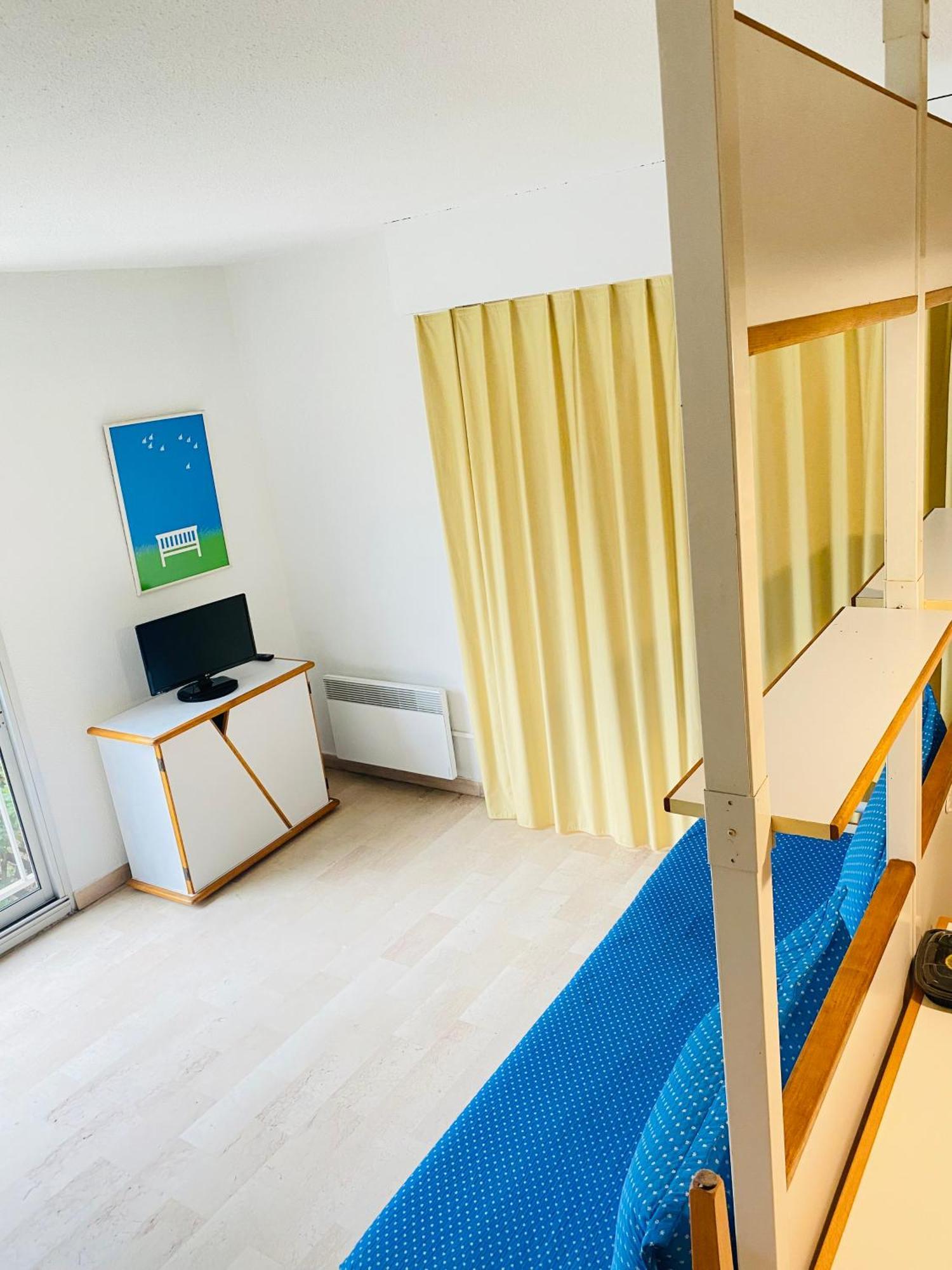 F3 A Livia Pierre Et Apartment Cannes