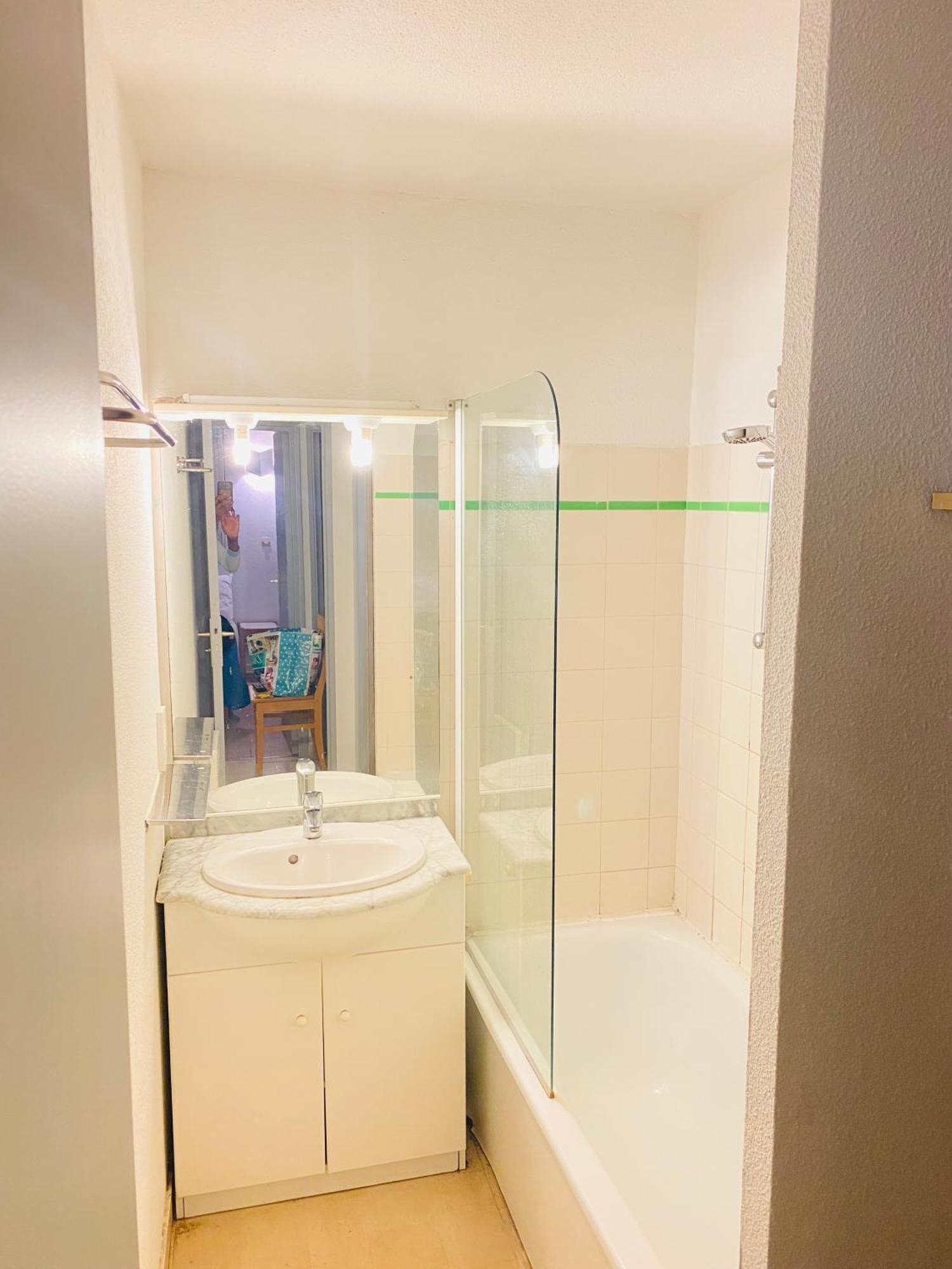 Apartment F3 A Livia Pierre Et