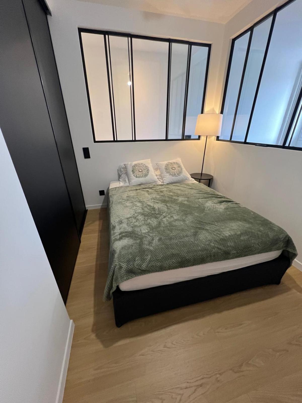 2 Pieces Le Gallia Apartment *
