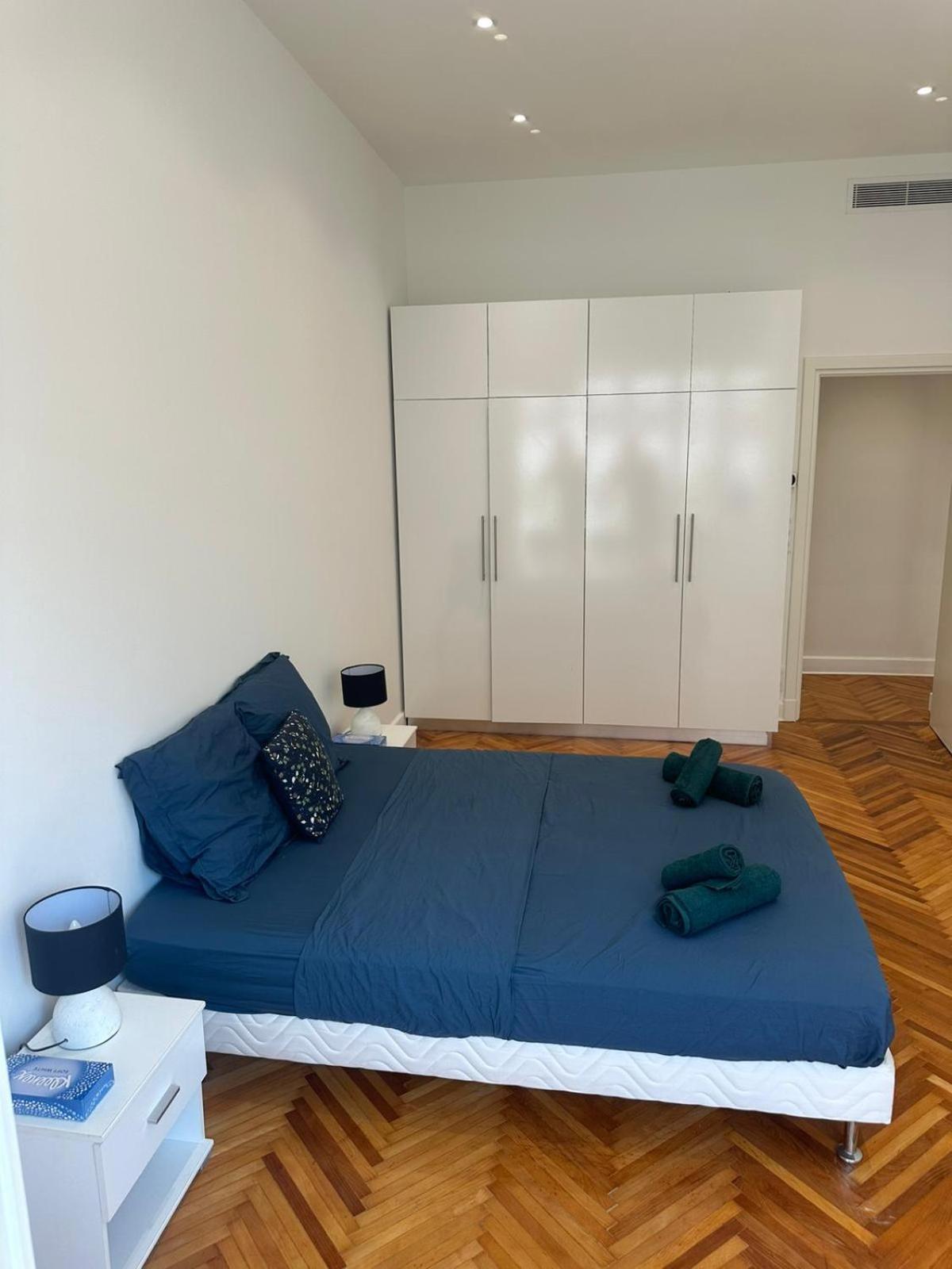 Apartment Golden House