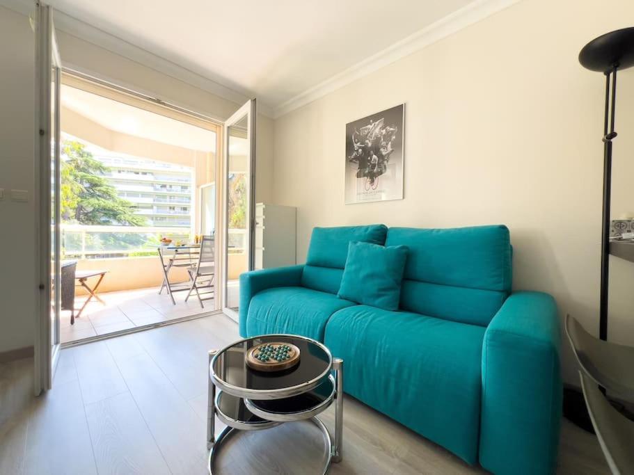 Apartment Avec Terrasse Et Vue Arboree