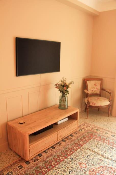 Elegant Avec Balcon Centre Apartment *