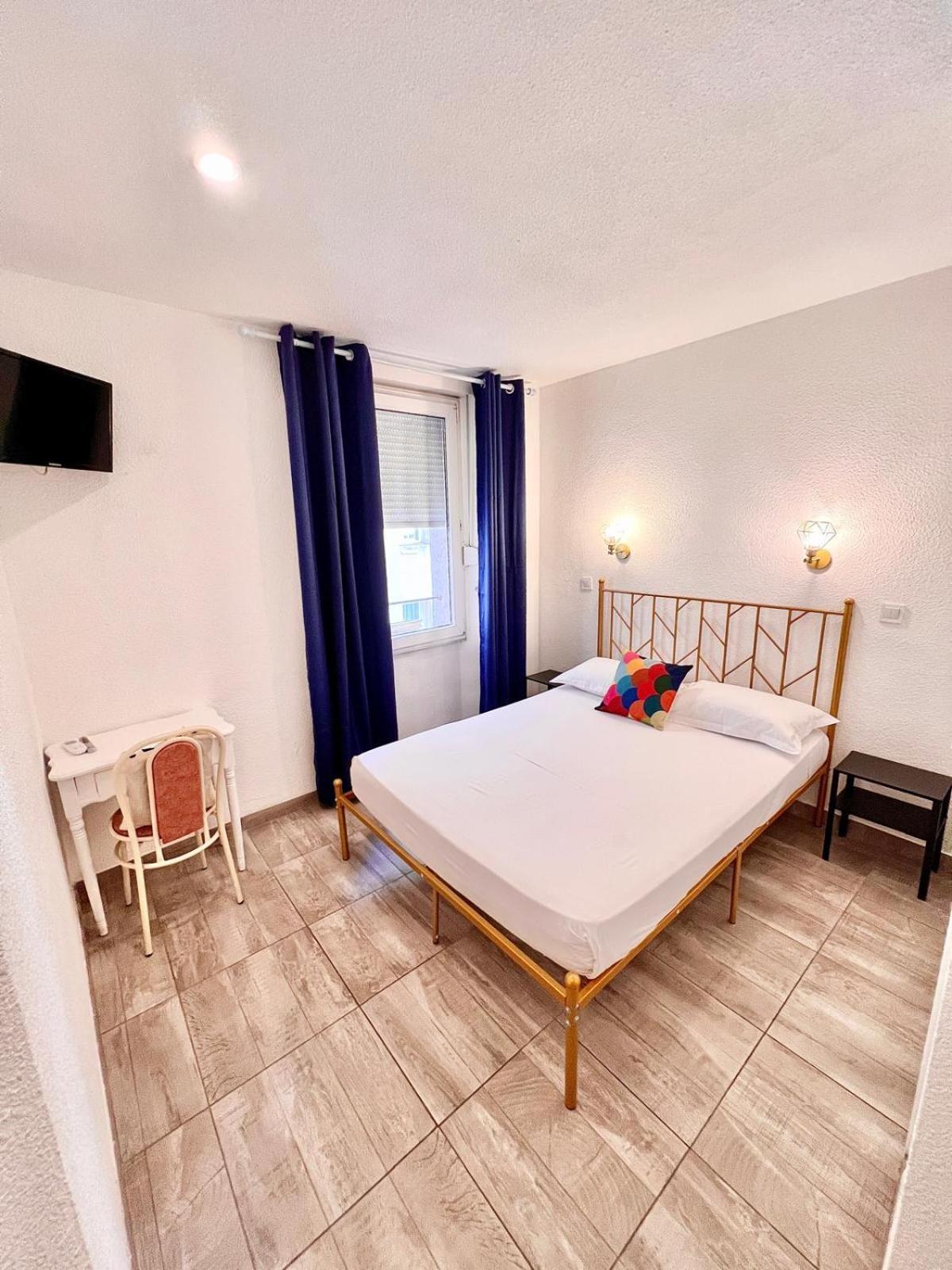 Appia Hotel 2*