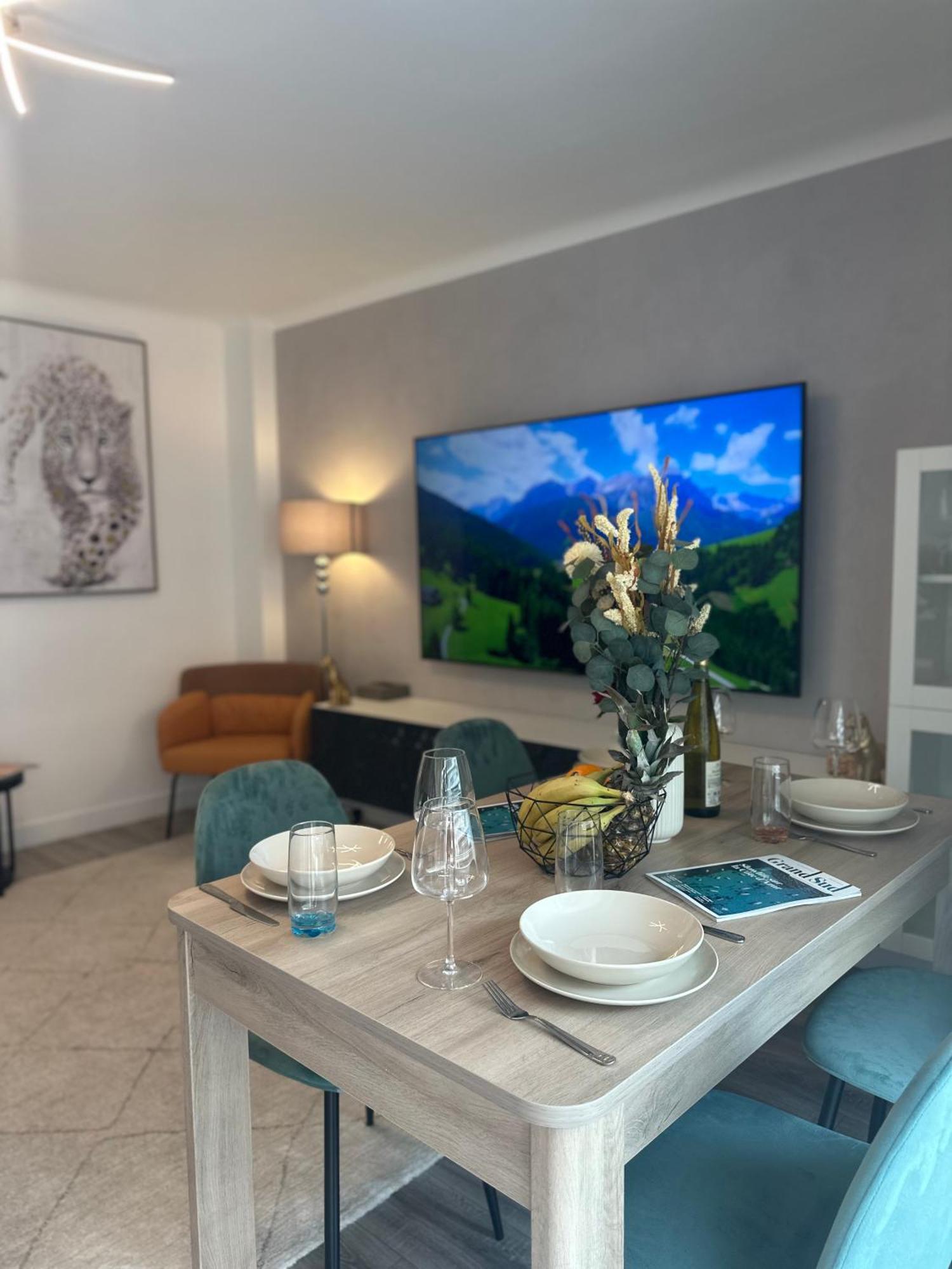 Apartment T3appartement De Luxe Croisette En Face De La Martinez 80m2 *