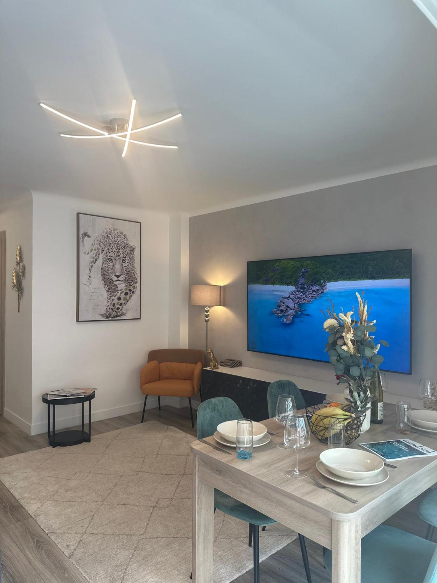 T3appartement De Luxe Croisette En Face De La Martinez 80m2 Apartment