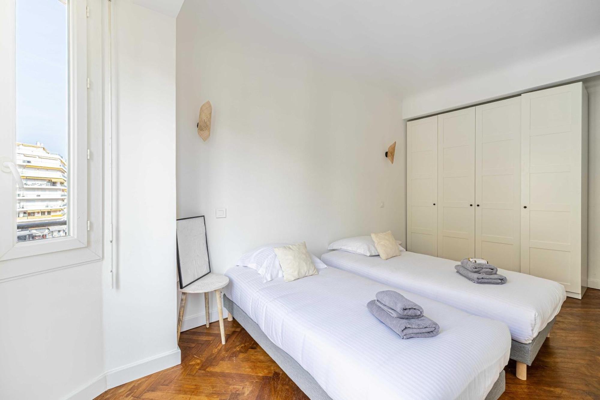 Elegance And Refinement, Proximity To La Croisette