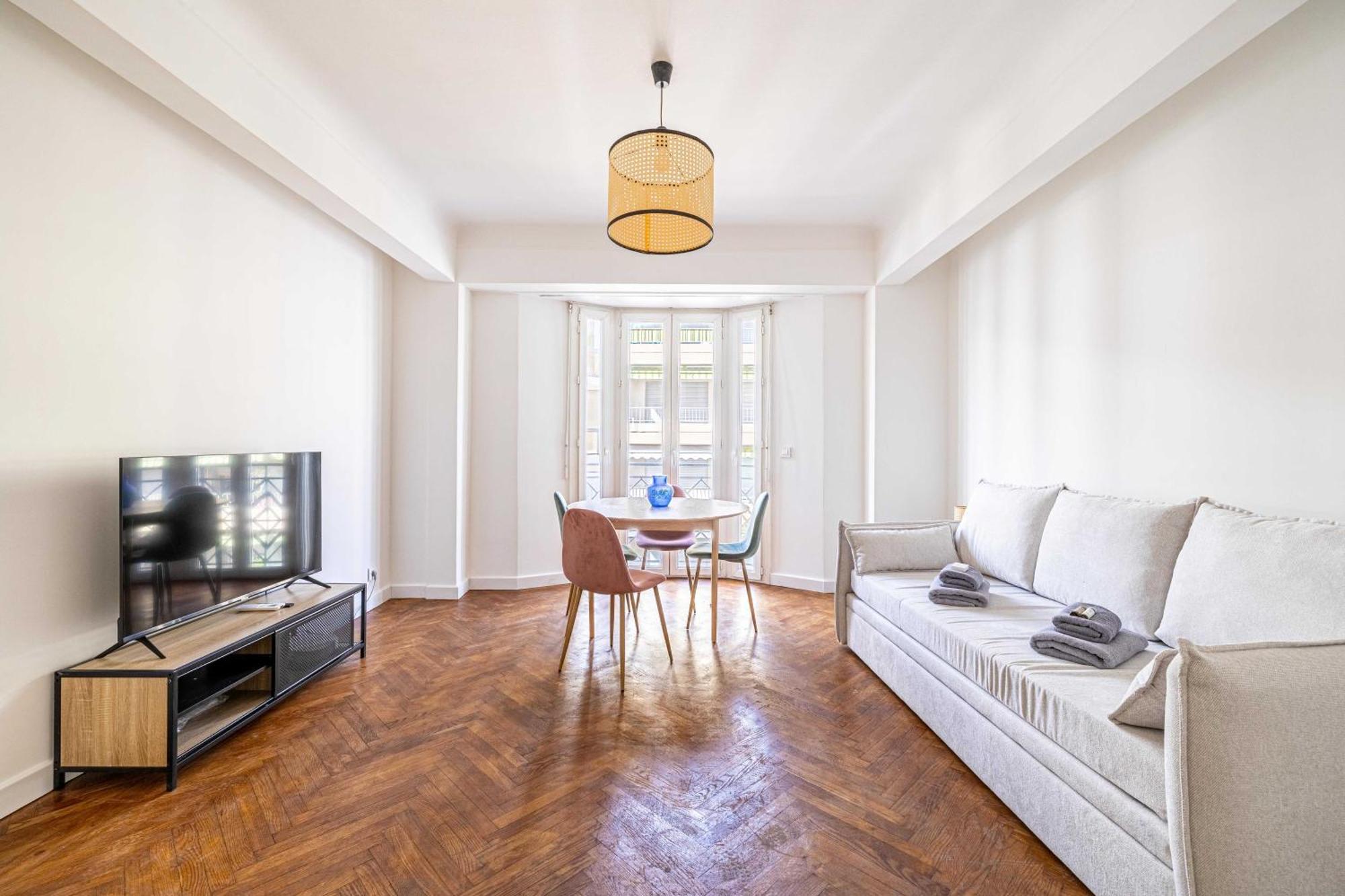 Elegance And Refinement, Proximity To La Croisette Apartment