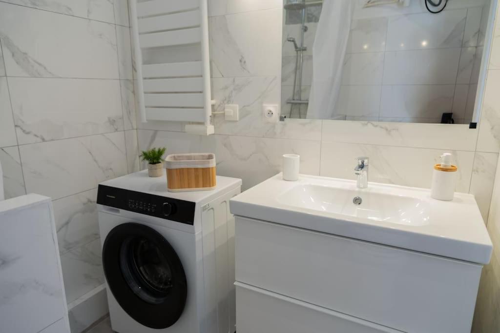 Apartment Festival Dreams *