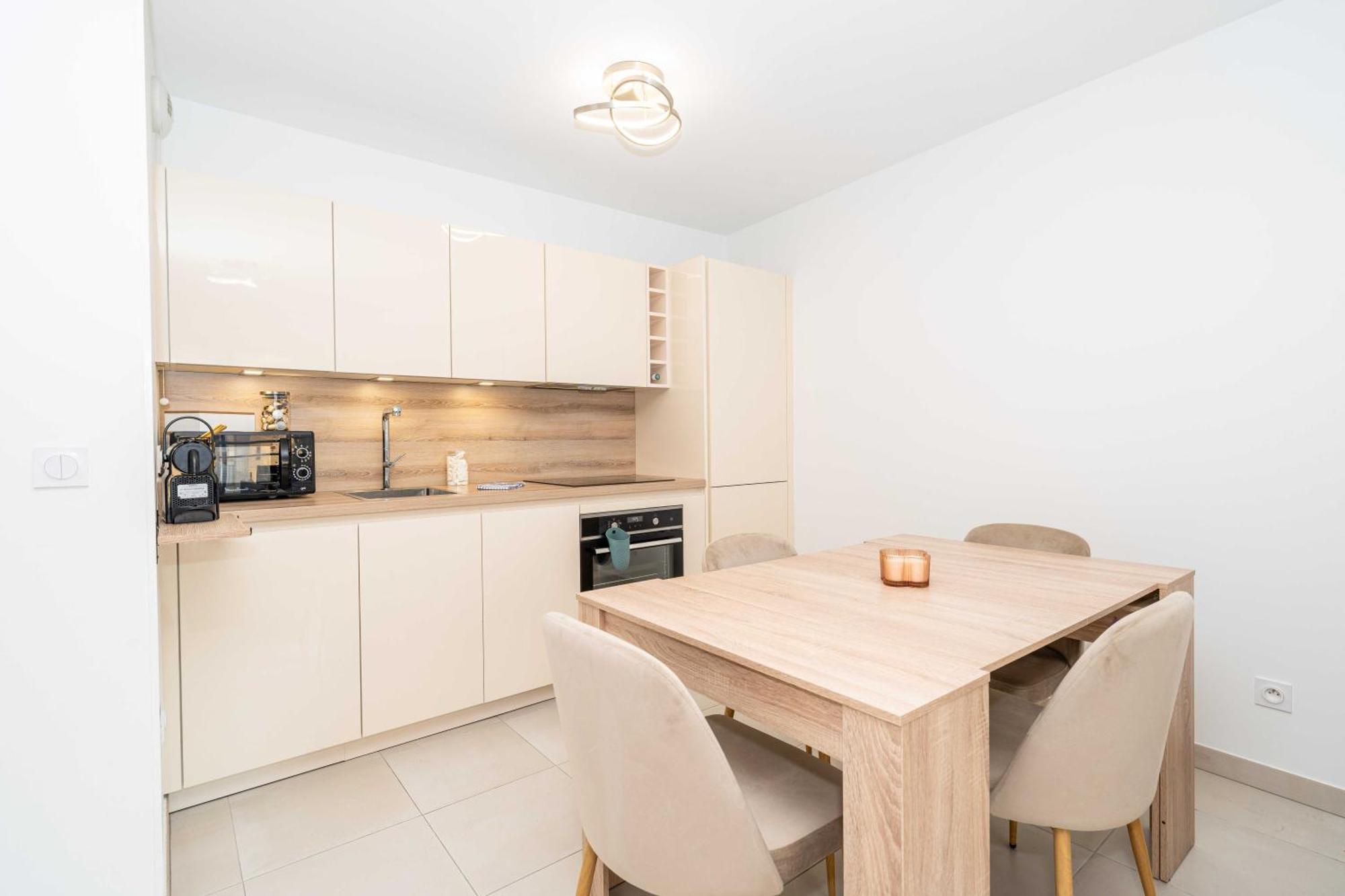 Apartment Modern With Terraces, Parking - Cannes